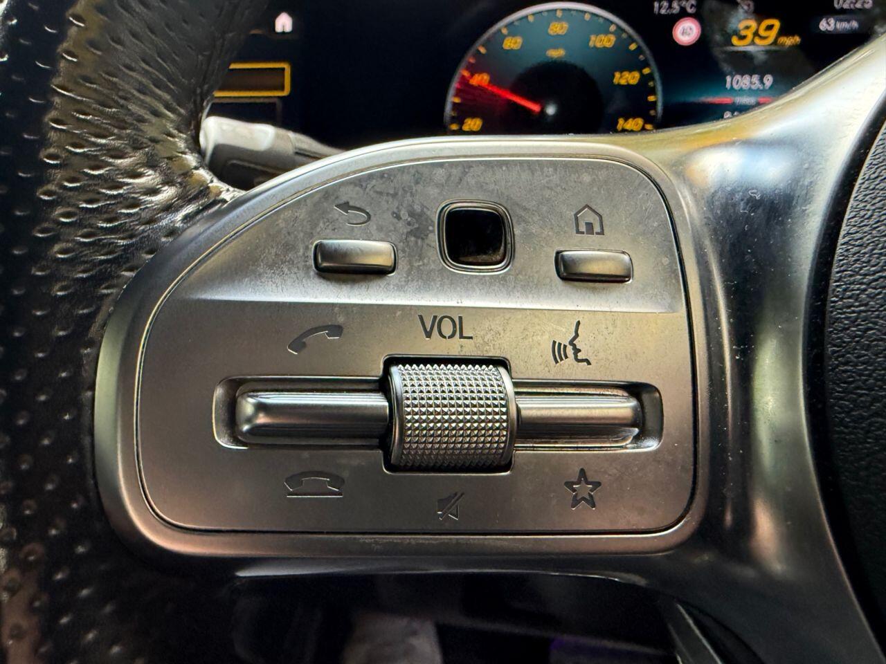 Mercedes-Benz CLA view 20