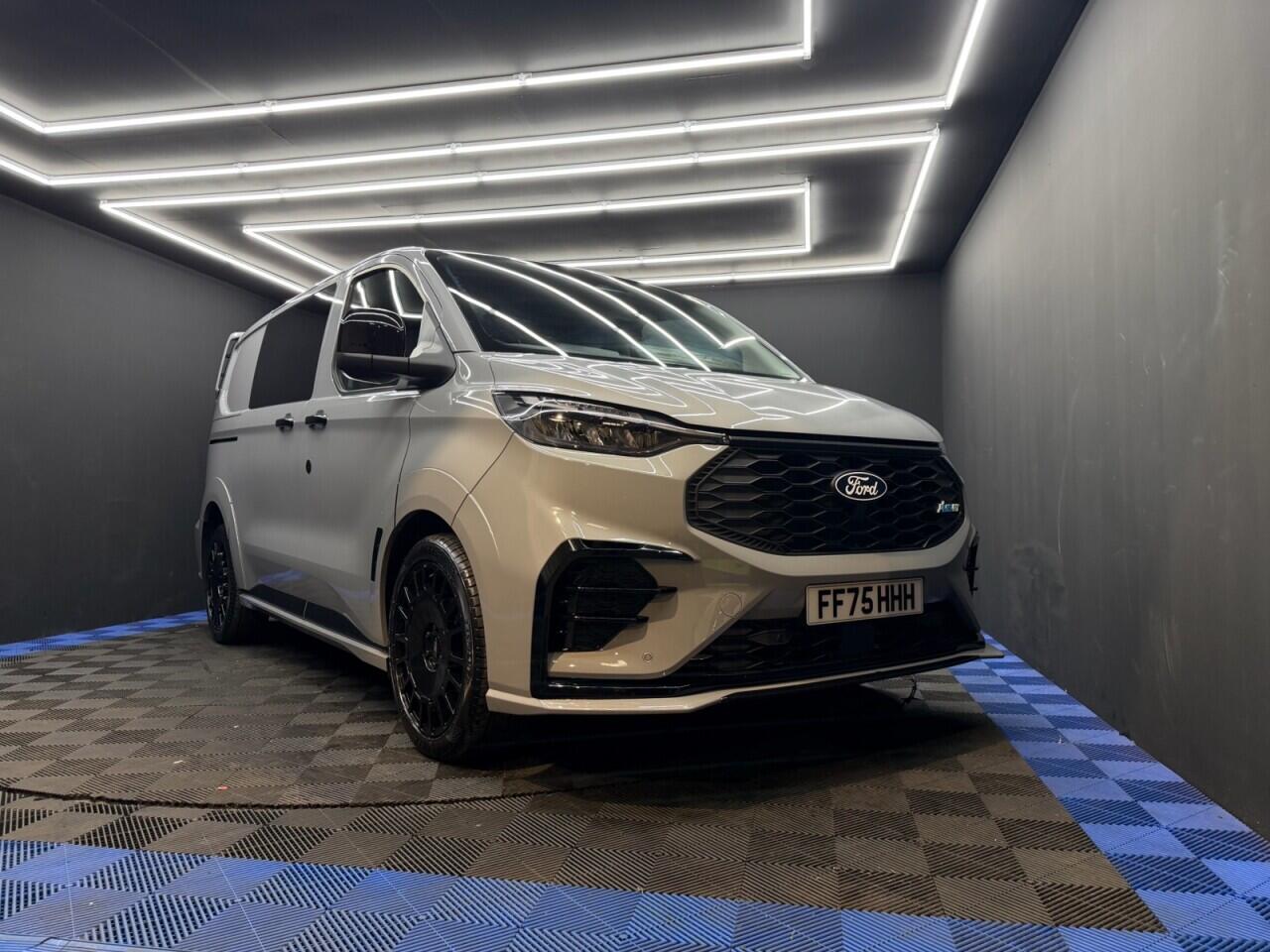 Ford Transit Custom view 29