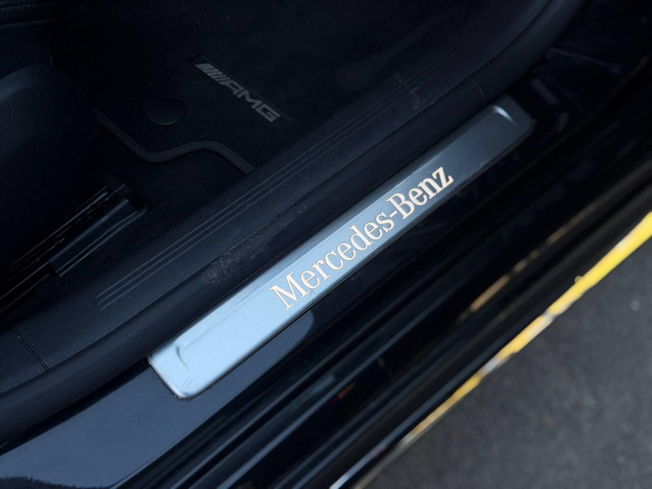 Mercedes-Benz E-Class view 14