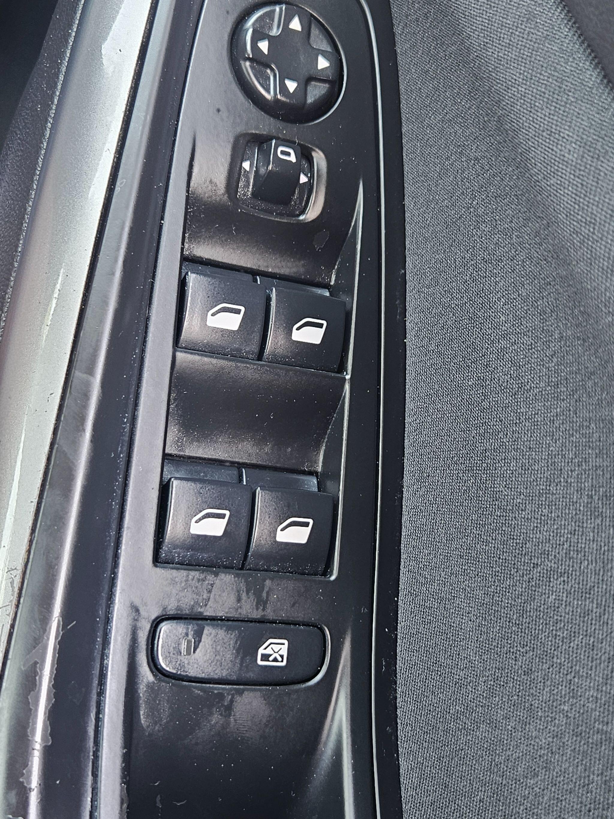 2019 Vauxhall Grandland X image 45