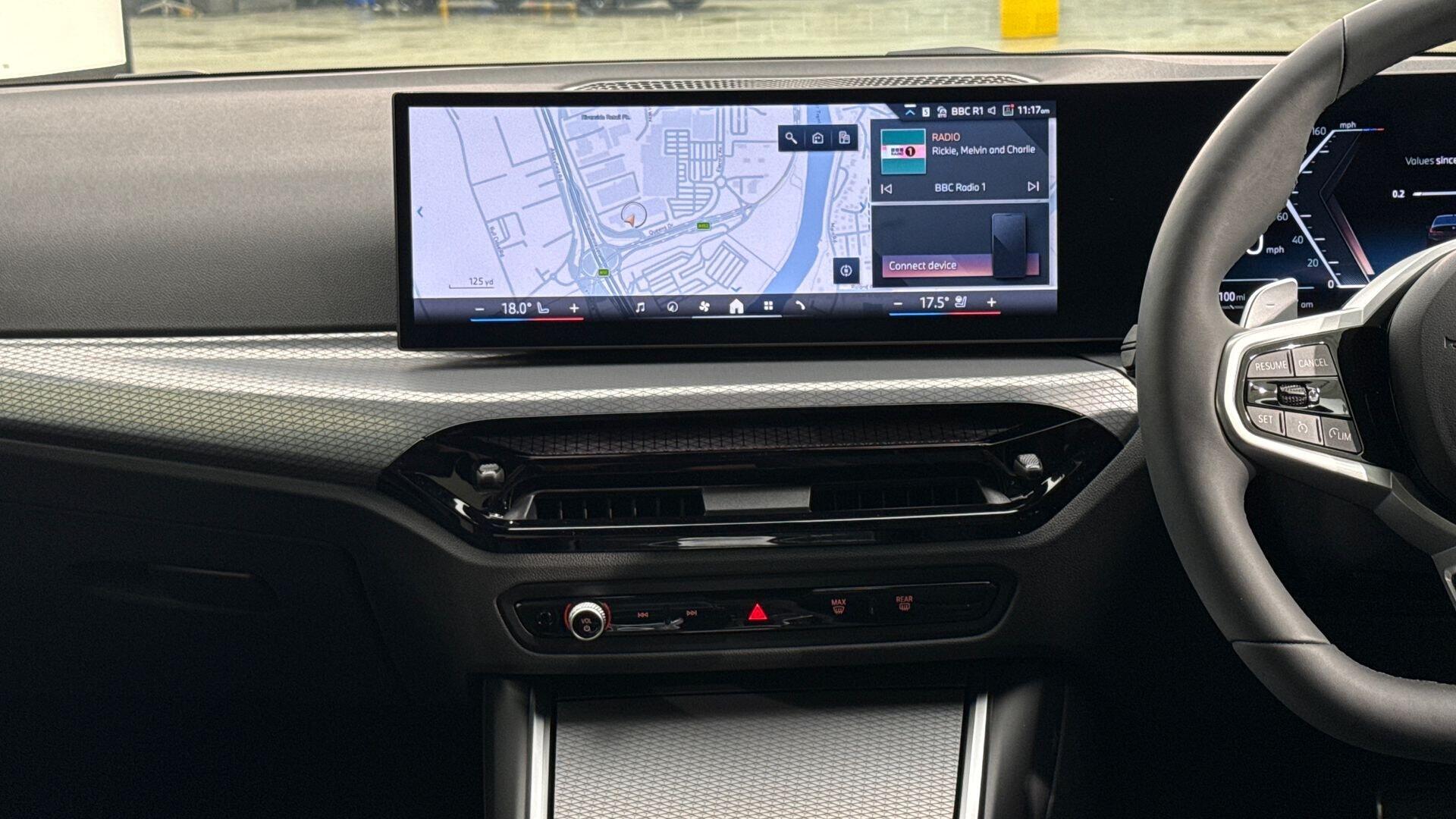 BMW 3 Series view 8