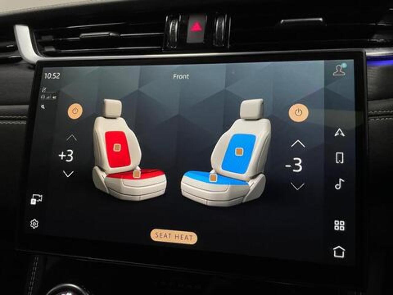 Jaguar F-Pace view 13
