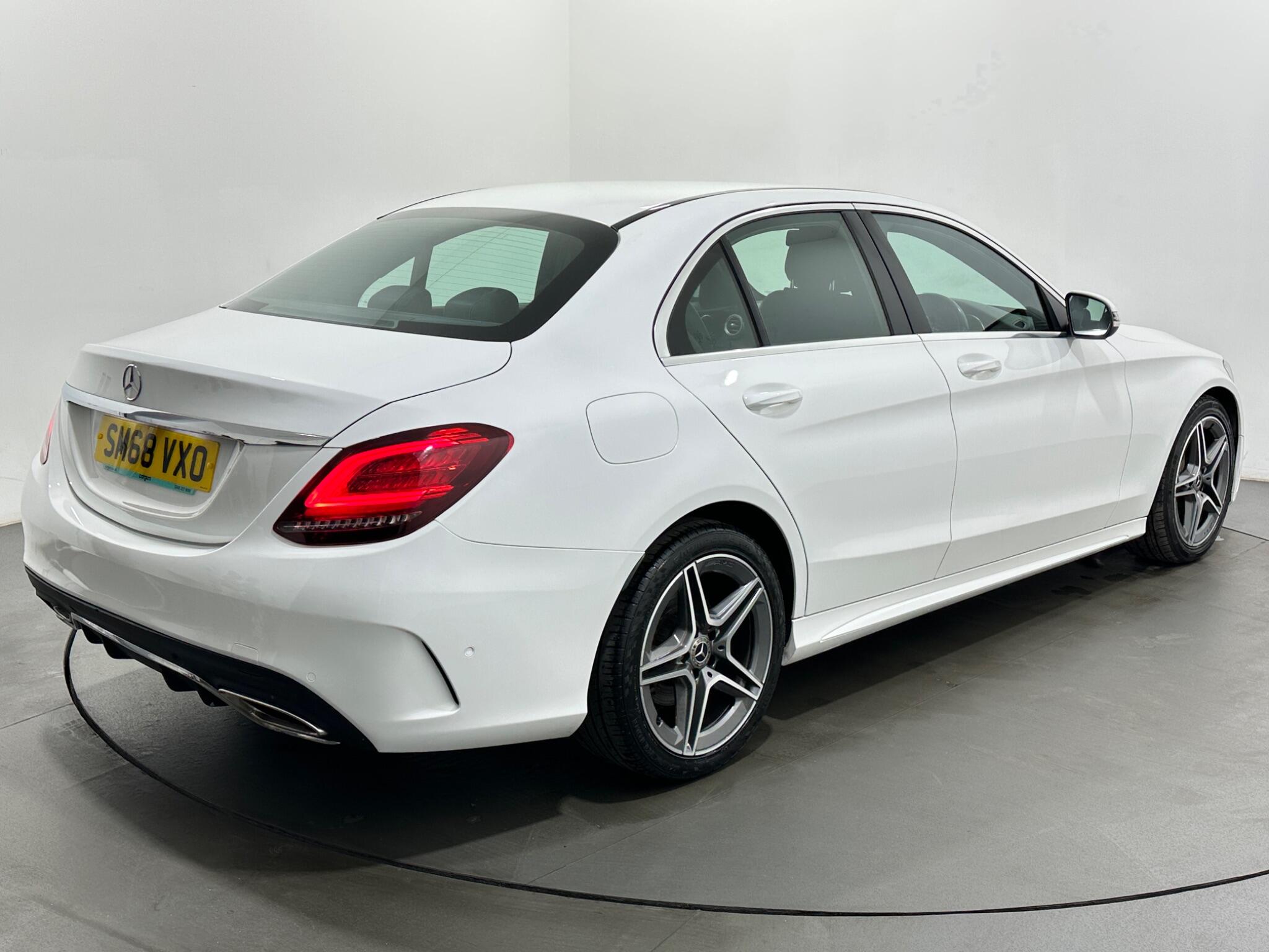 Mercedes-Benz C Class view 52