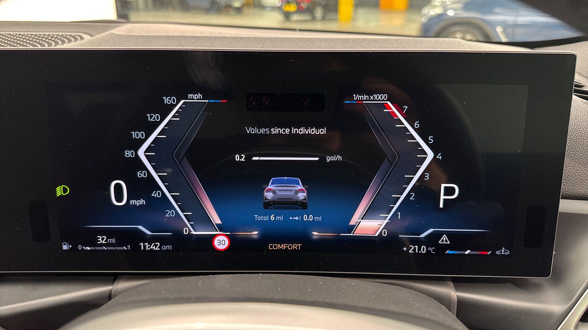 BMW 2 Series view 9