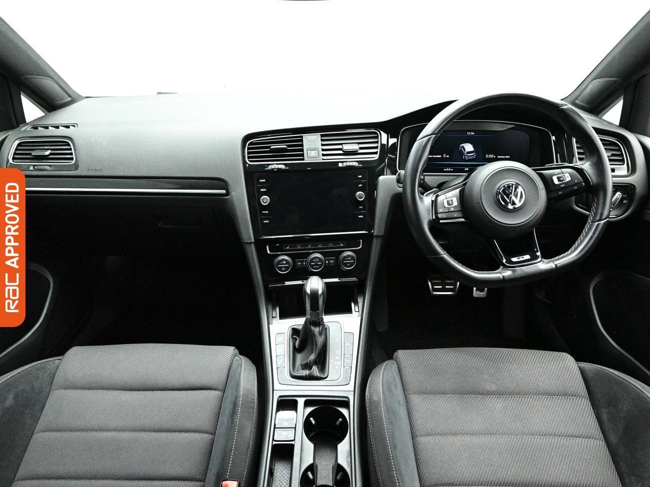 Volkswagen Golf view 2