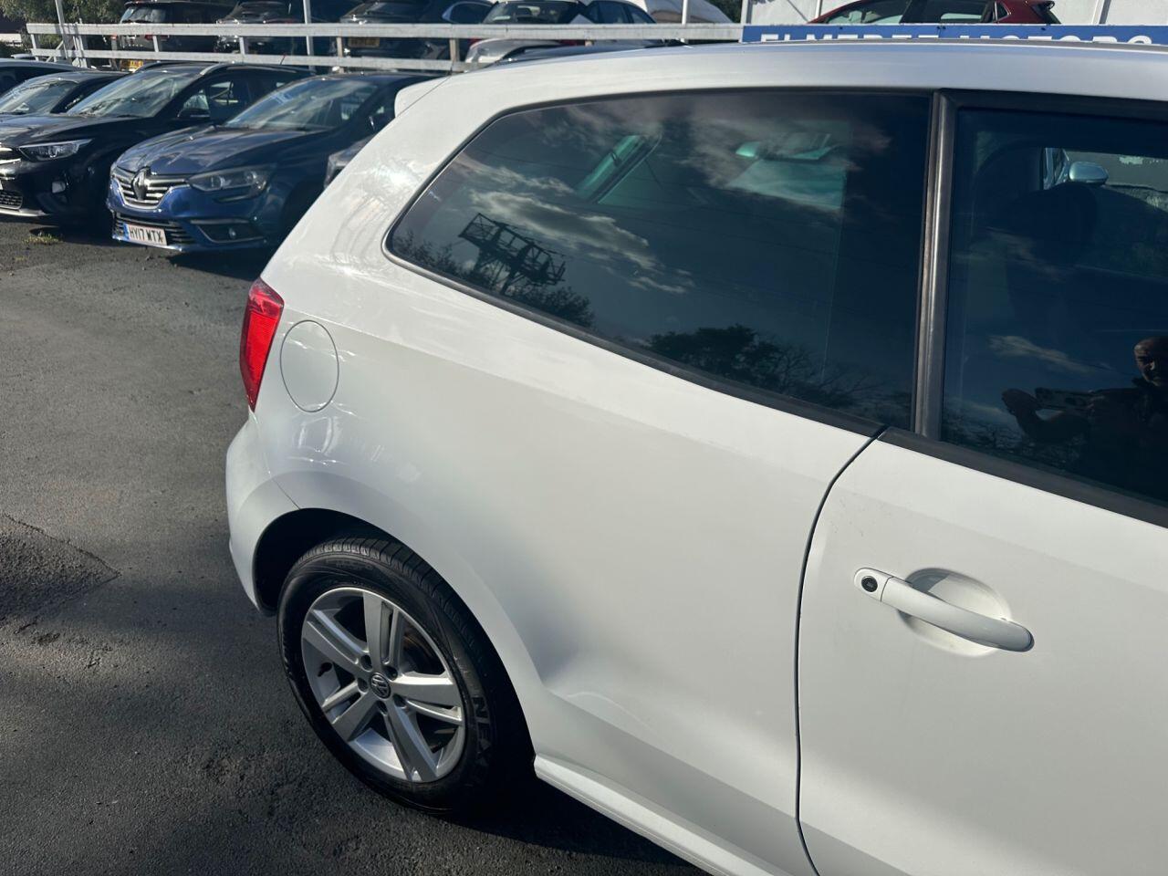Volkswagen Polo view 32