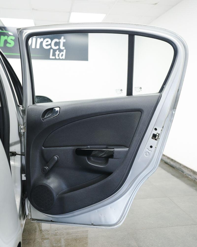 Vauxhall Corsa view 17