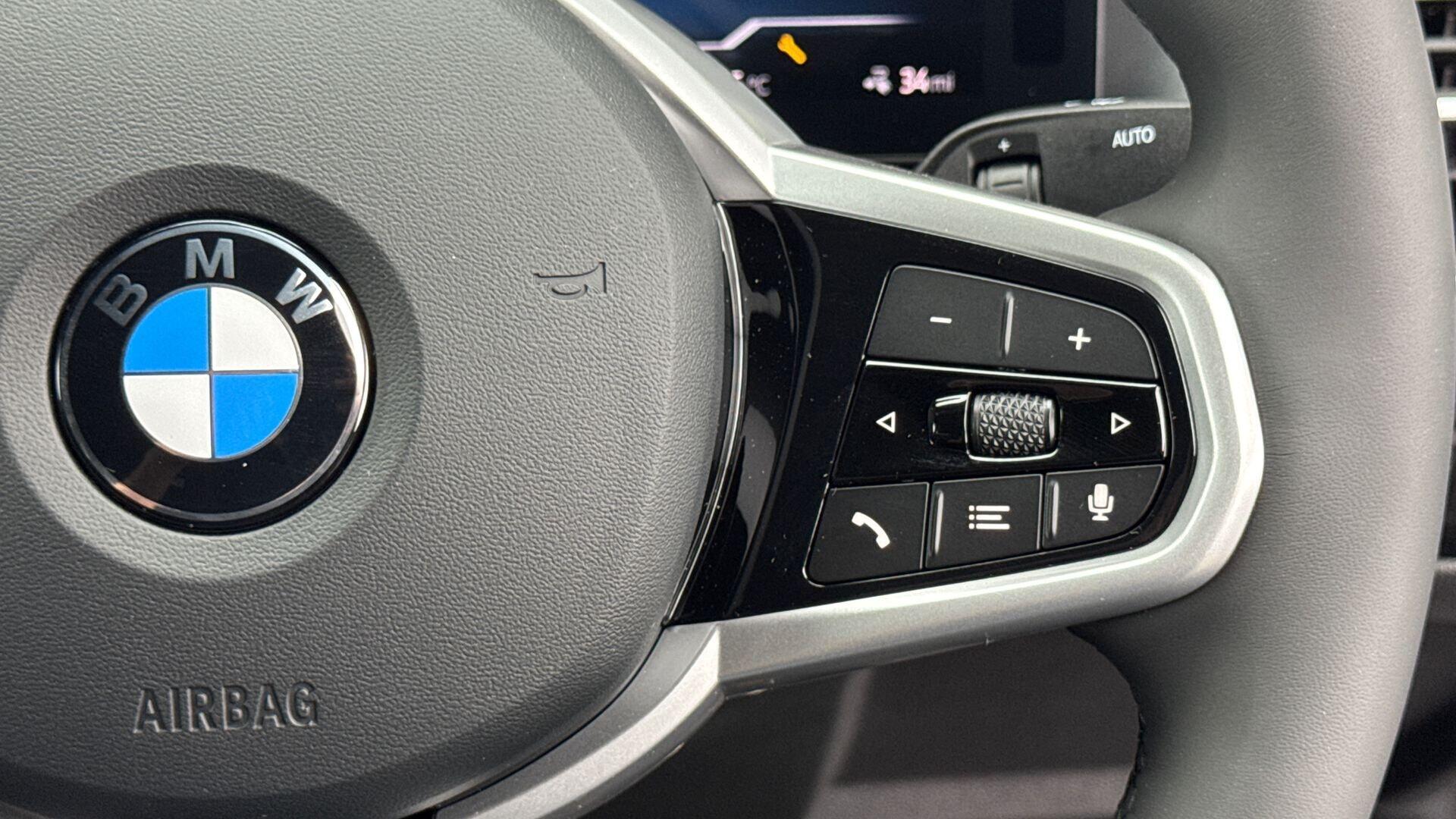 BMW i4 view 19