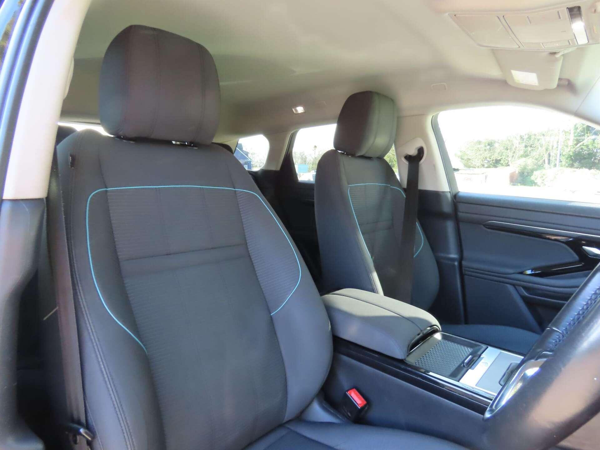 Land Rover Range Rover Evoque view 8