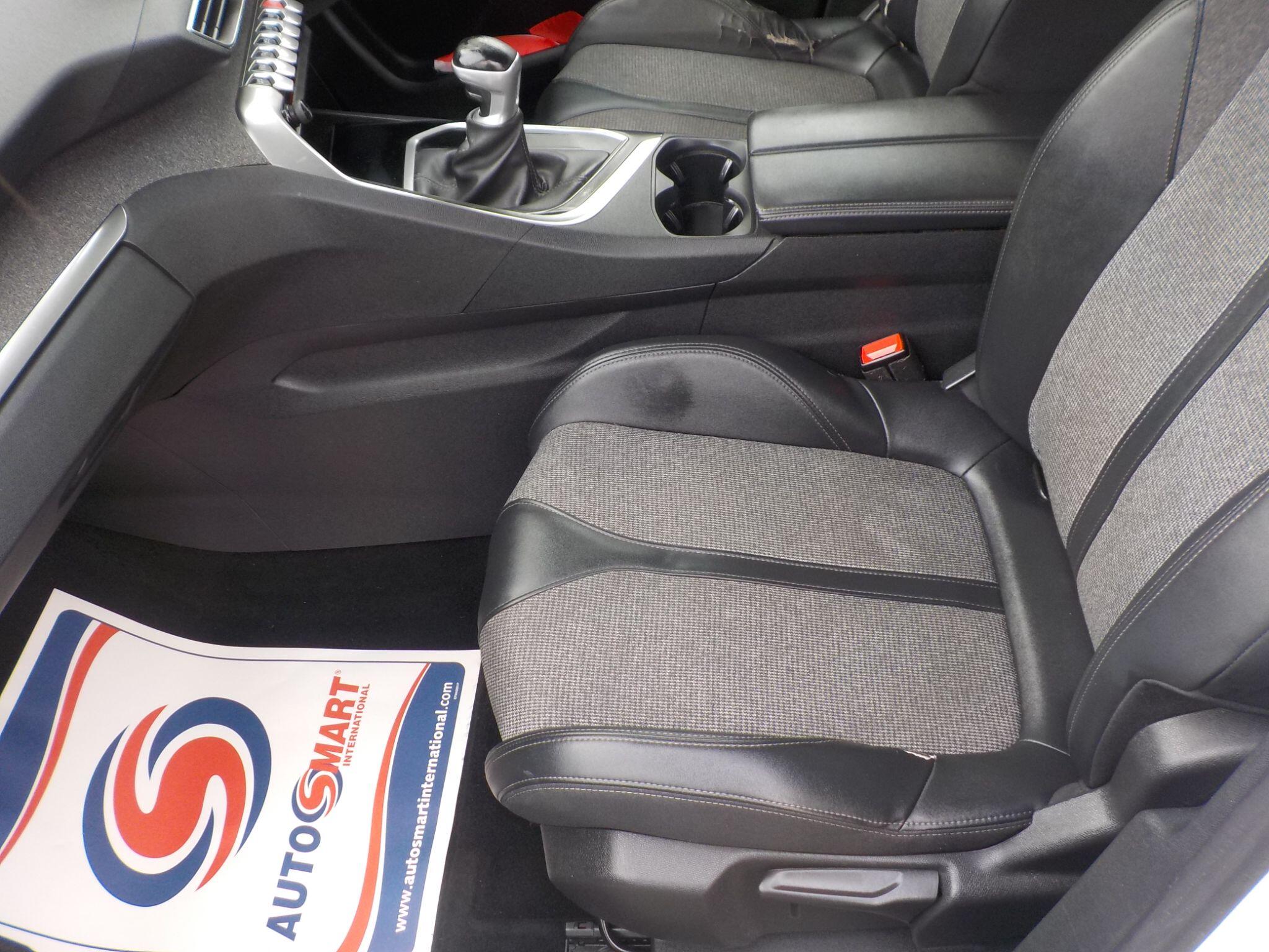 Peugeot 3008 1.5 BlueHDi Allure Euro 6 (s/s) 5dr