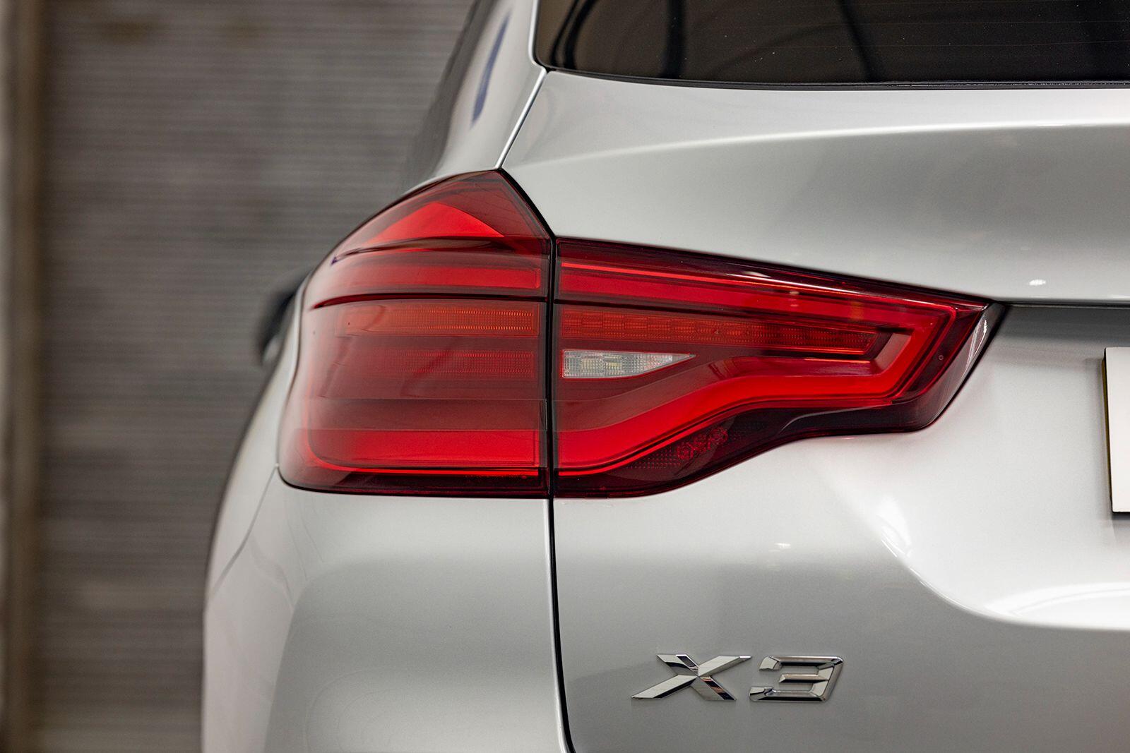 BMW X3 view 89