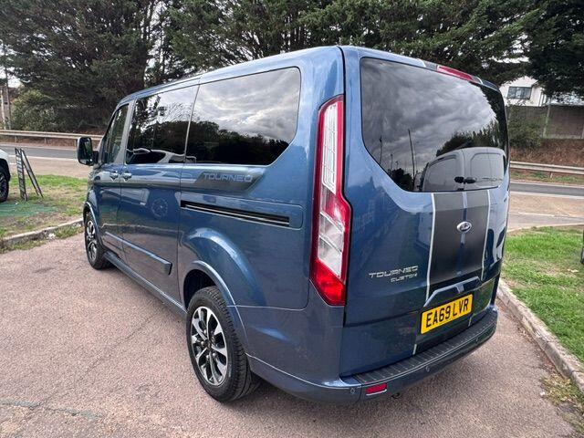 Ford Tourneo Custom view 6