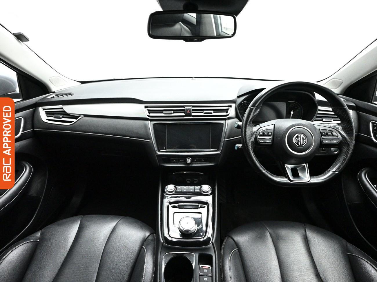 MG MG5 view 2