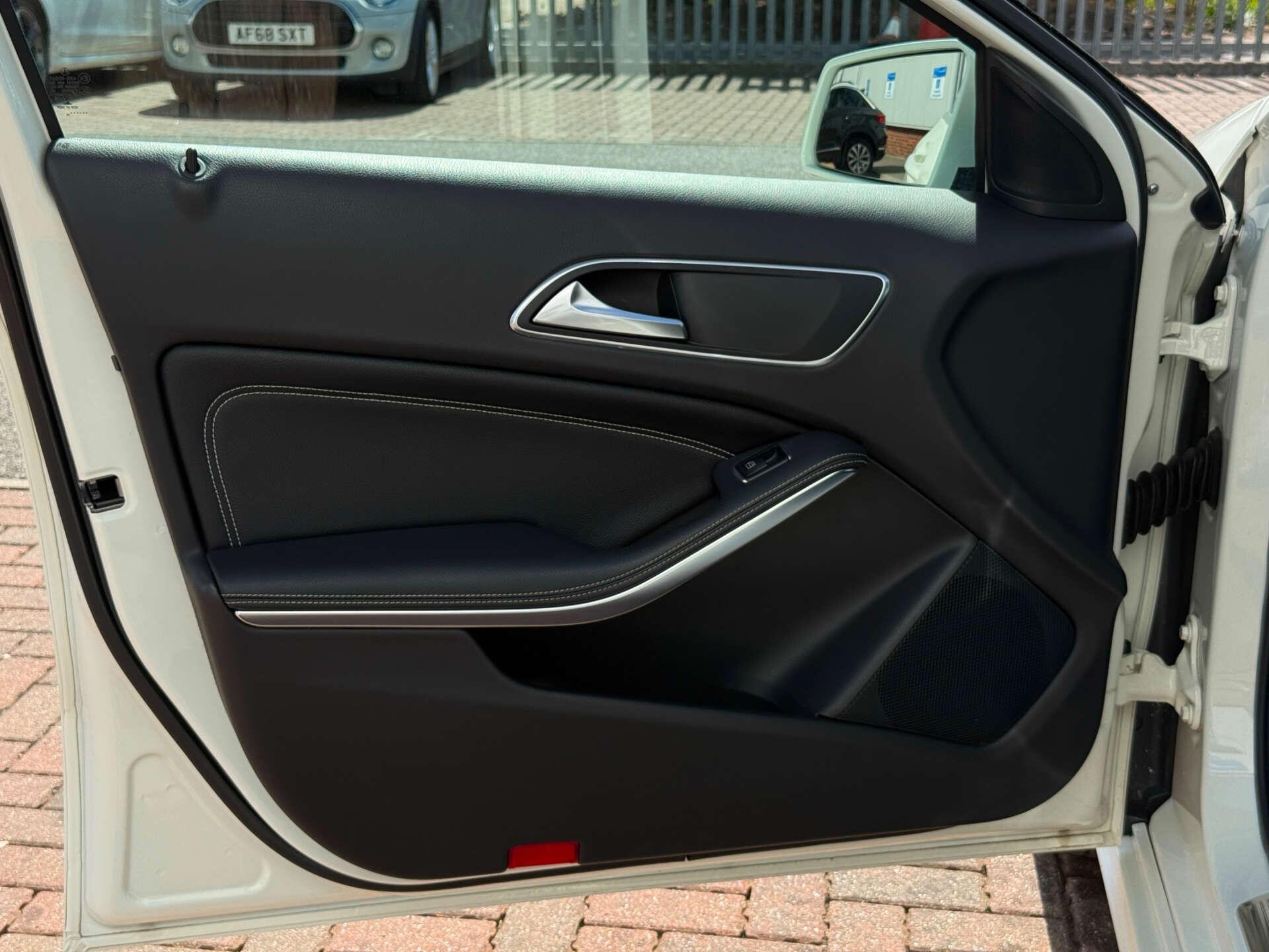 Mercedes-Benz A Class view 40