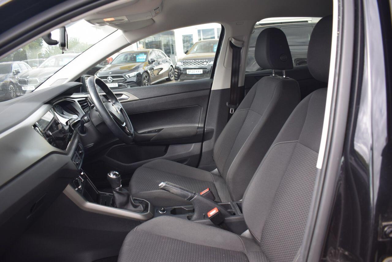 Volkswagen Polo view 12