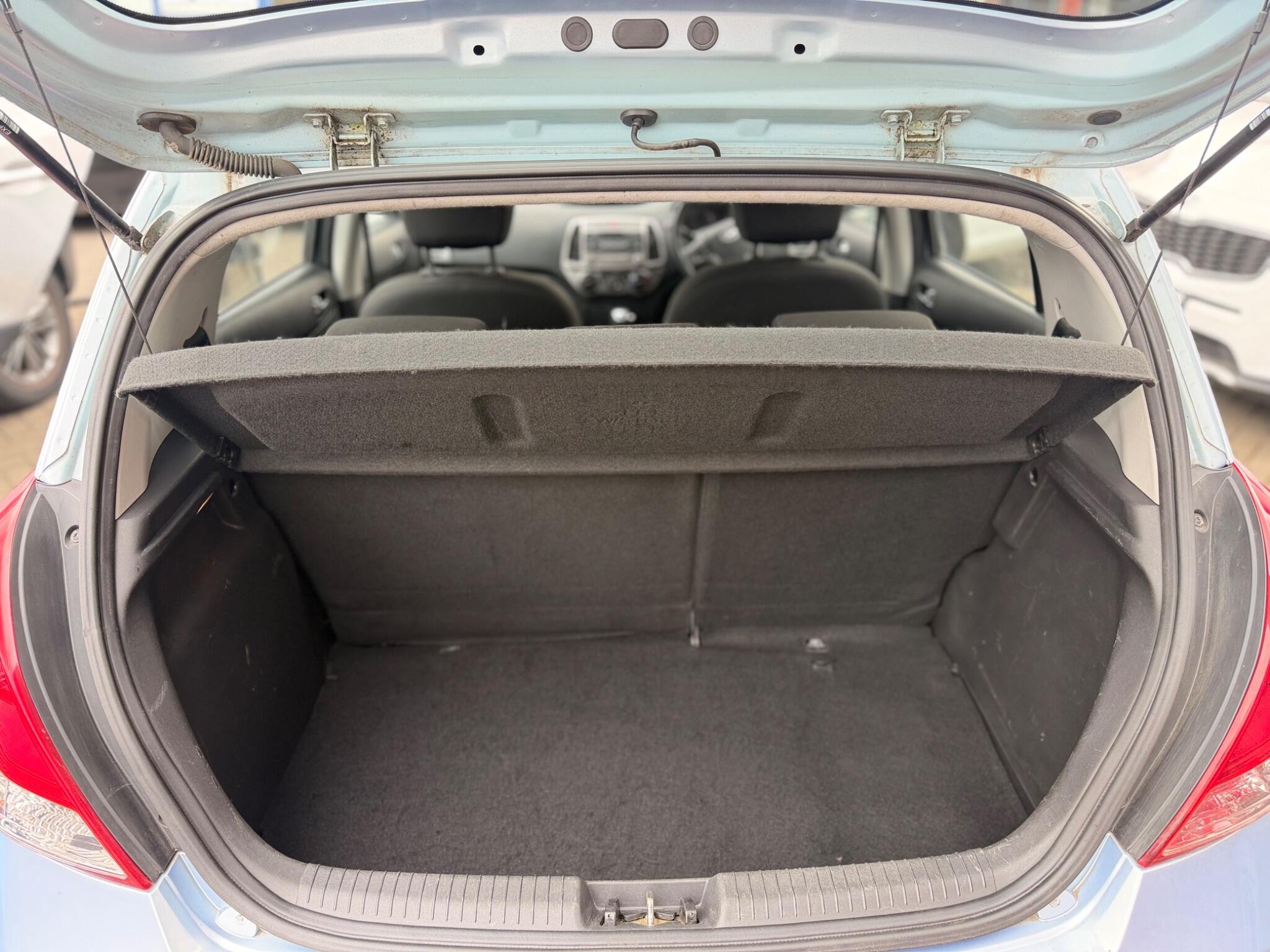Hyundai I20 view 24