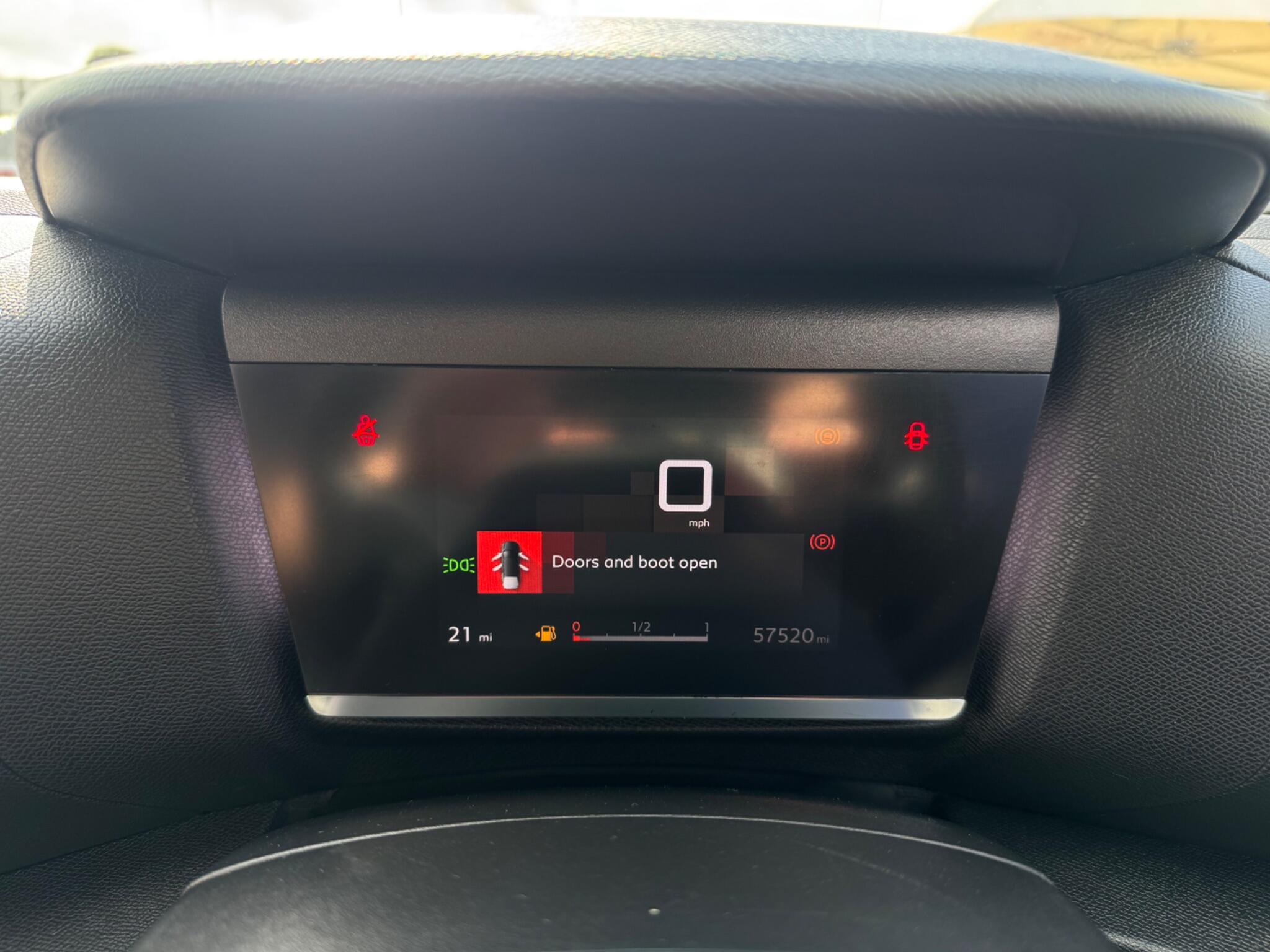 Citroen C4 view 28