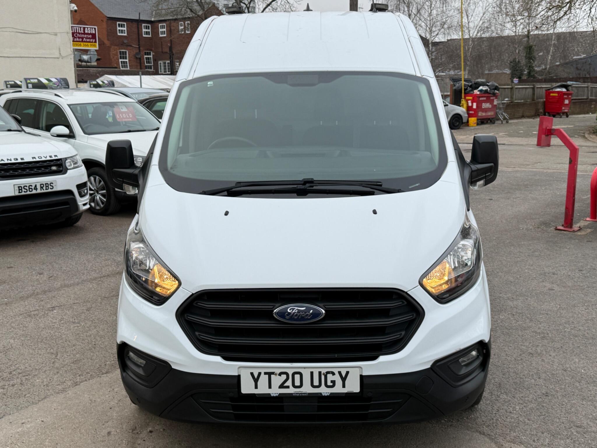 Ford Transit Custom - Image 8