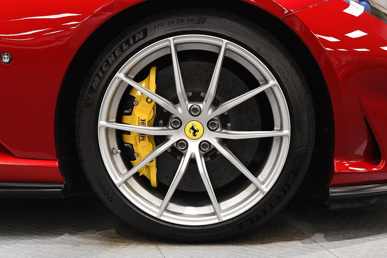 Ferrari 812 view 50