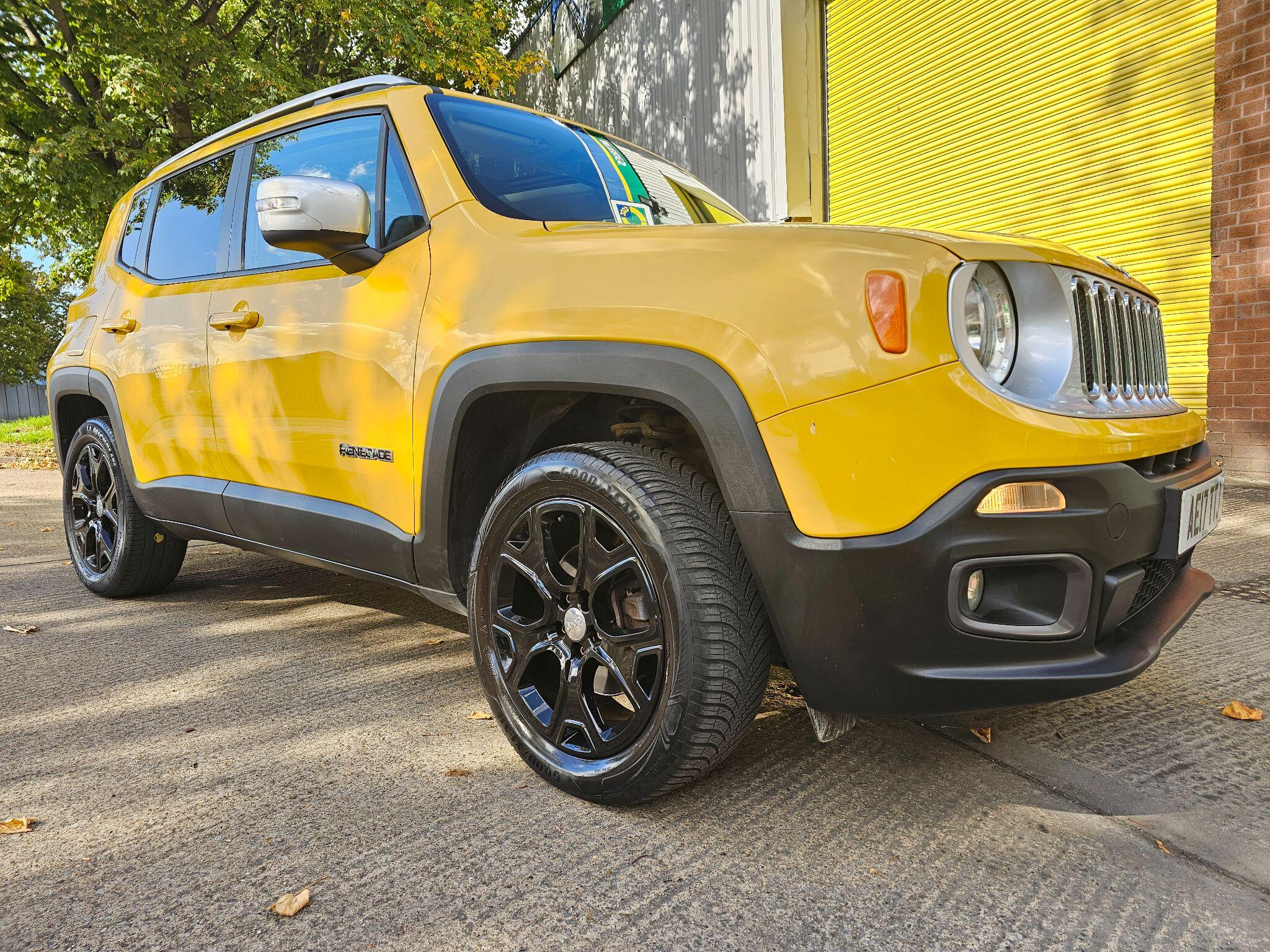 Jeep Renegade view 18