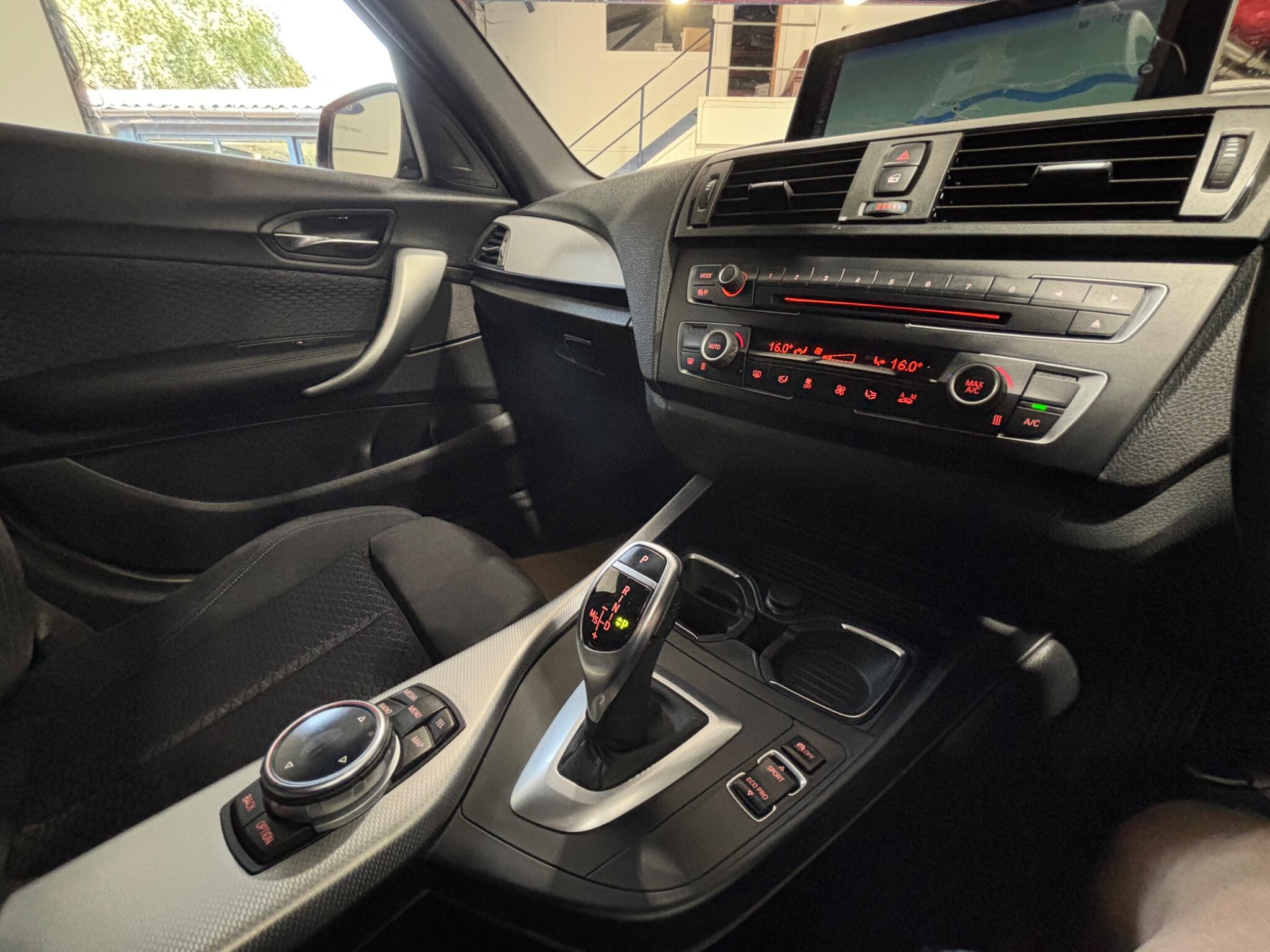 BMW 1 Series view 31