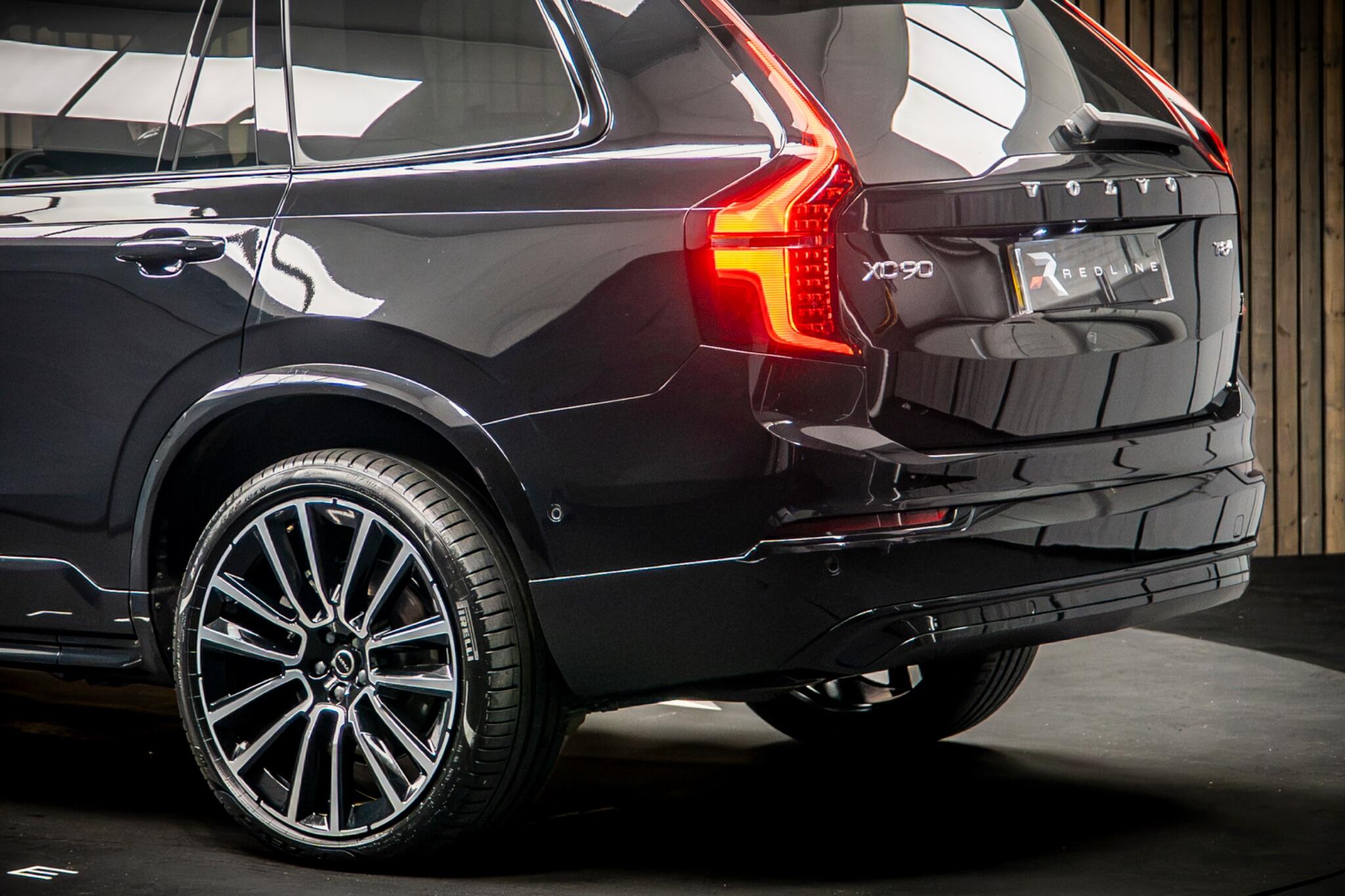 Volvo XC90 view 17