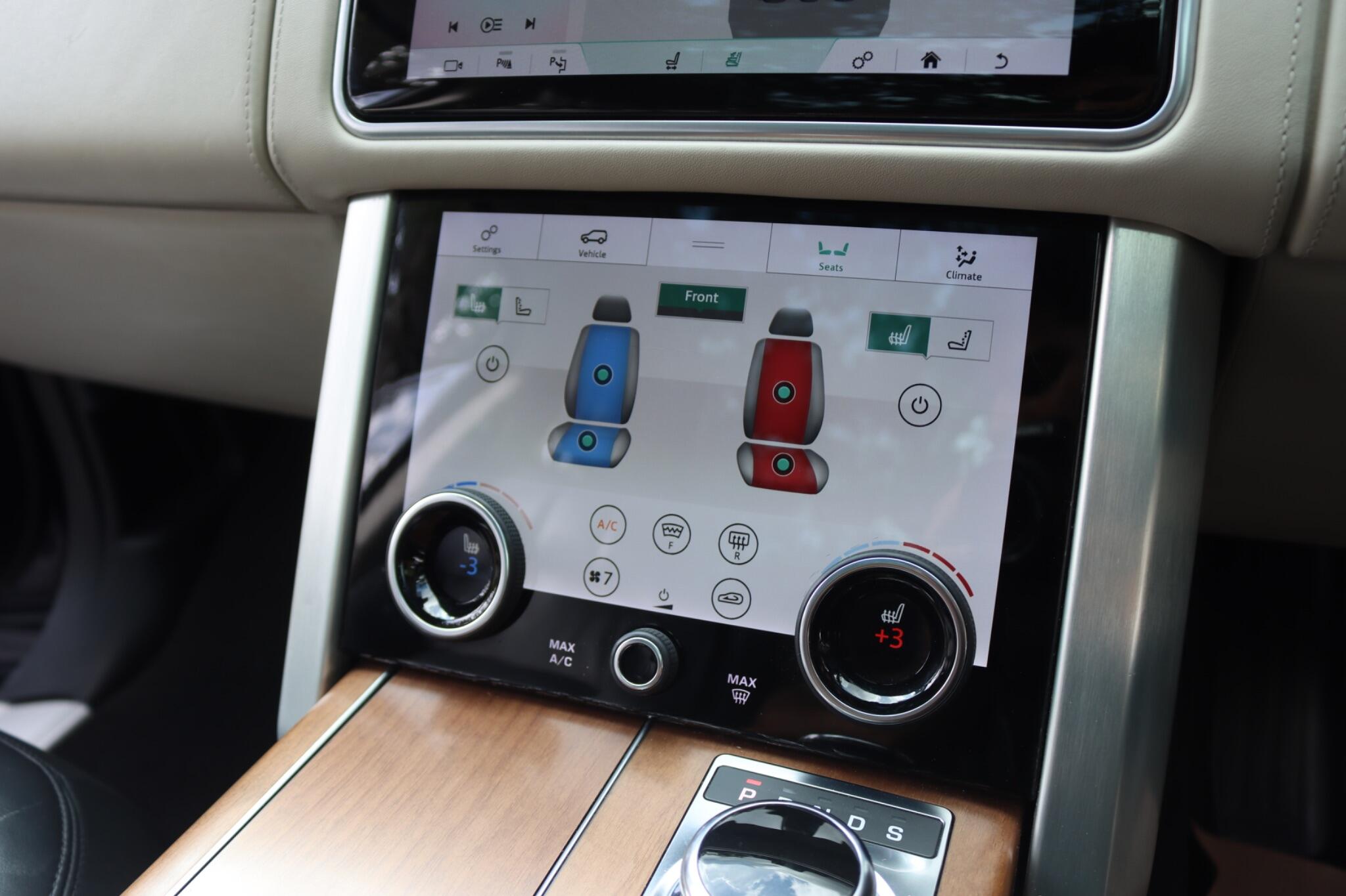 Land Rover Range Rover view 55