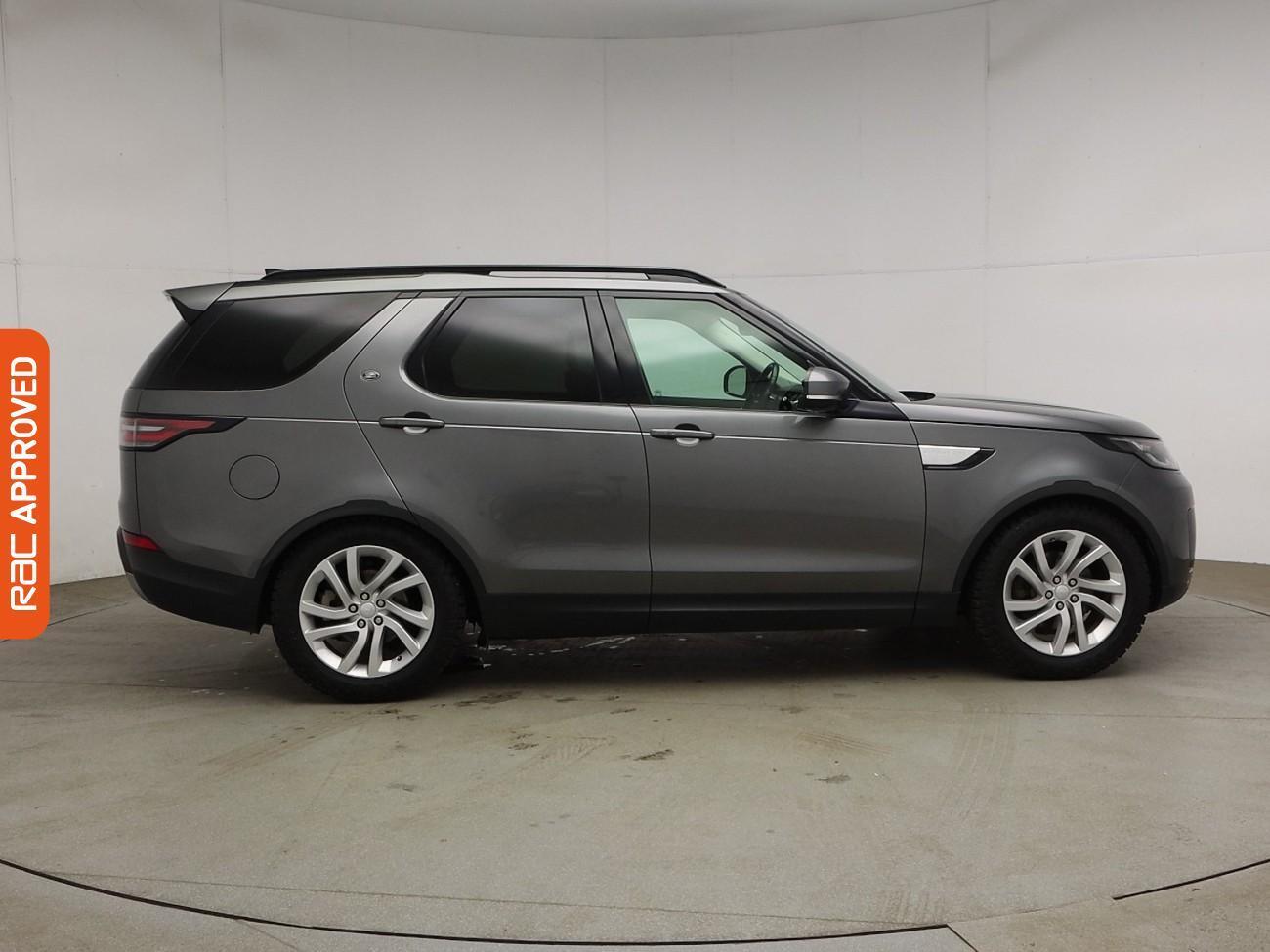 Land Rover Discovery view 6