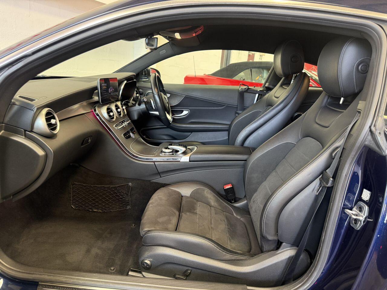 Mercedes-Benz C Class view 56
