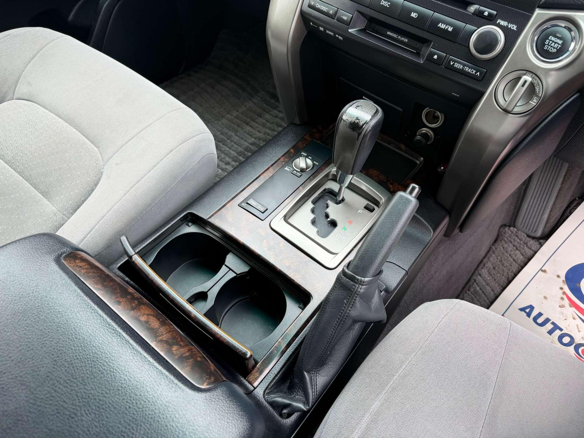 Toyota Land Cruiser view 23