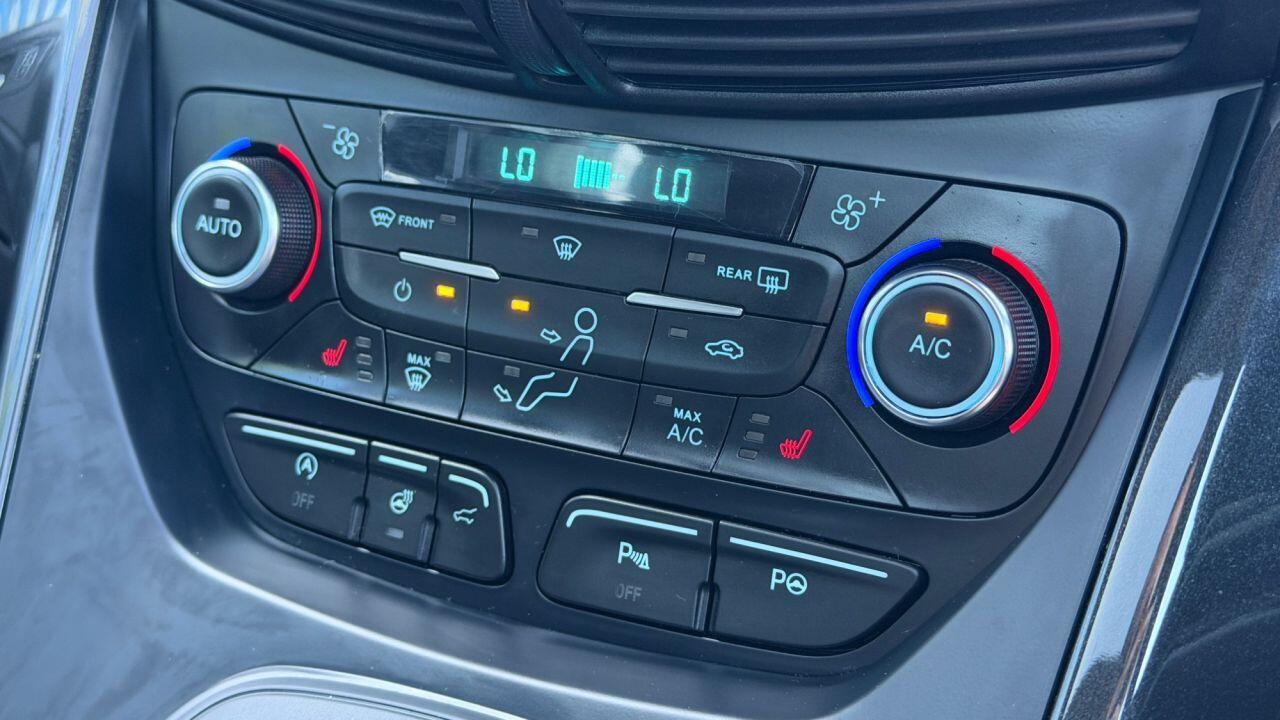 Ford Kuga view 25