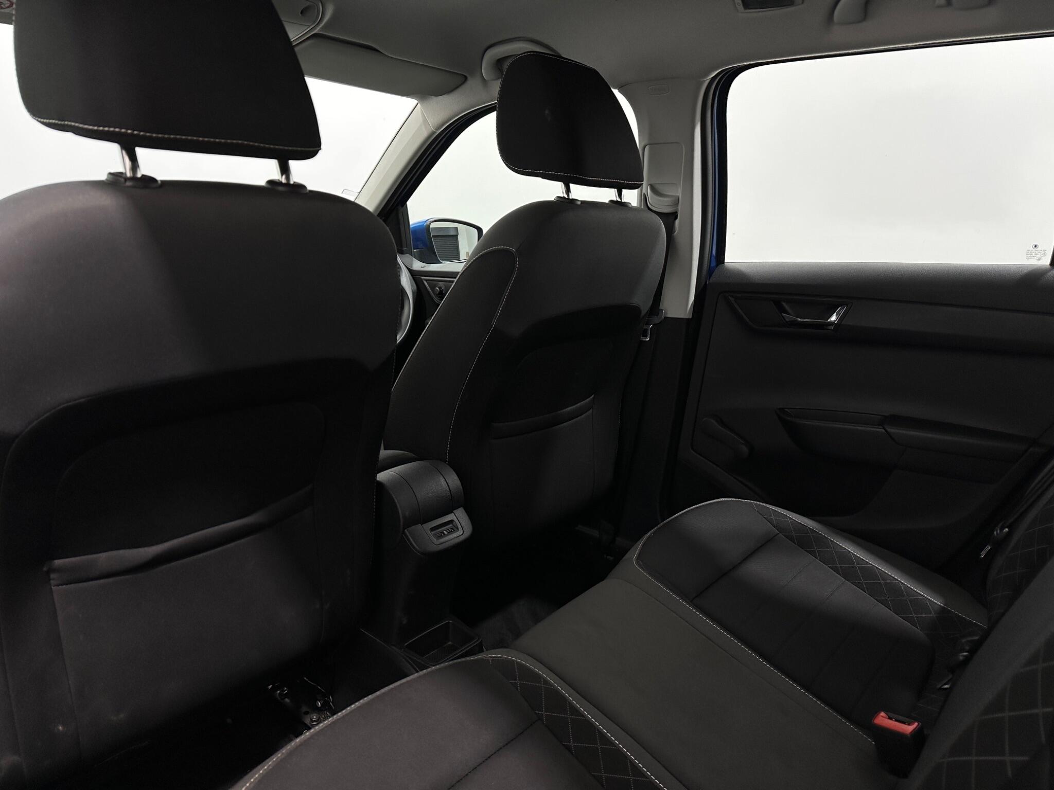 Skoda Fabia view 38