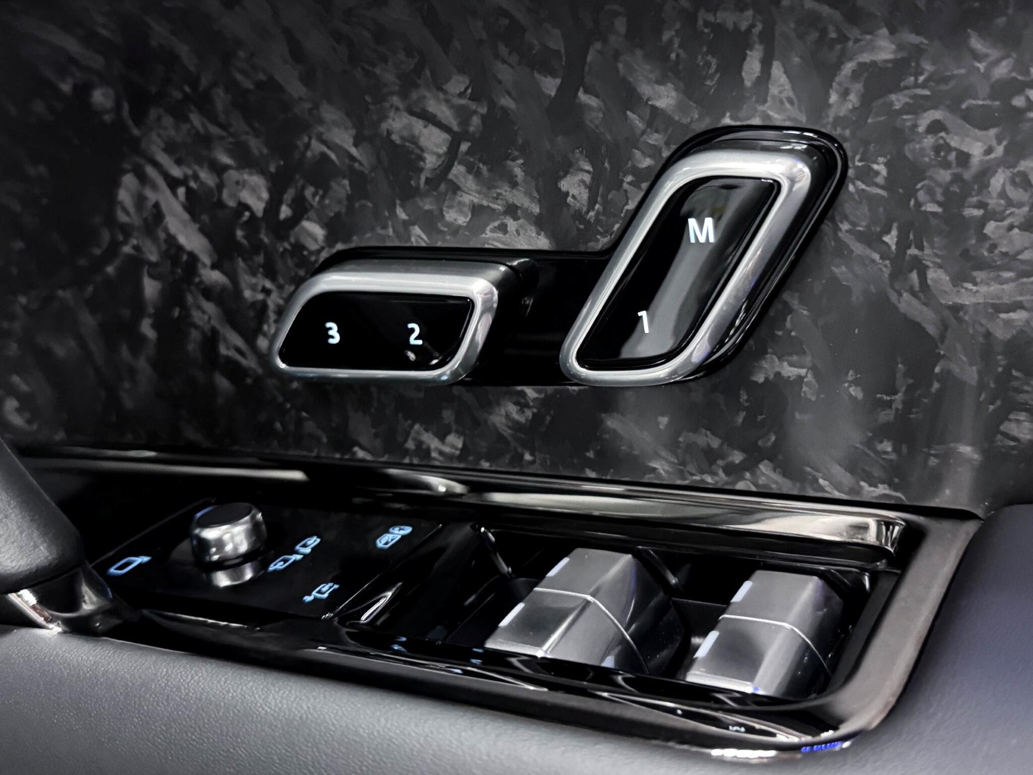 Land Rover Range Rover Sport view 17