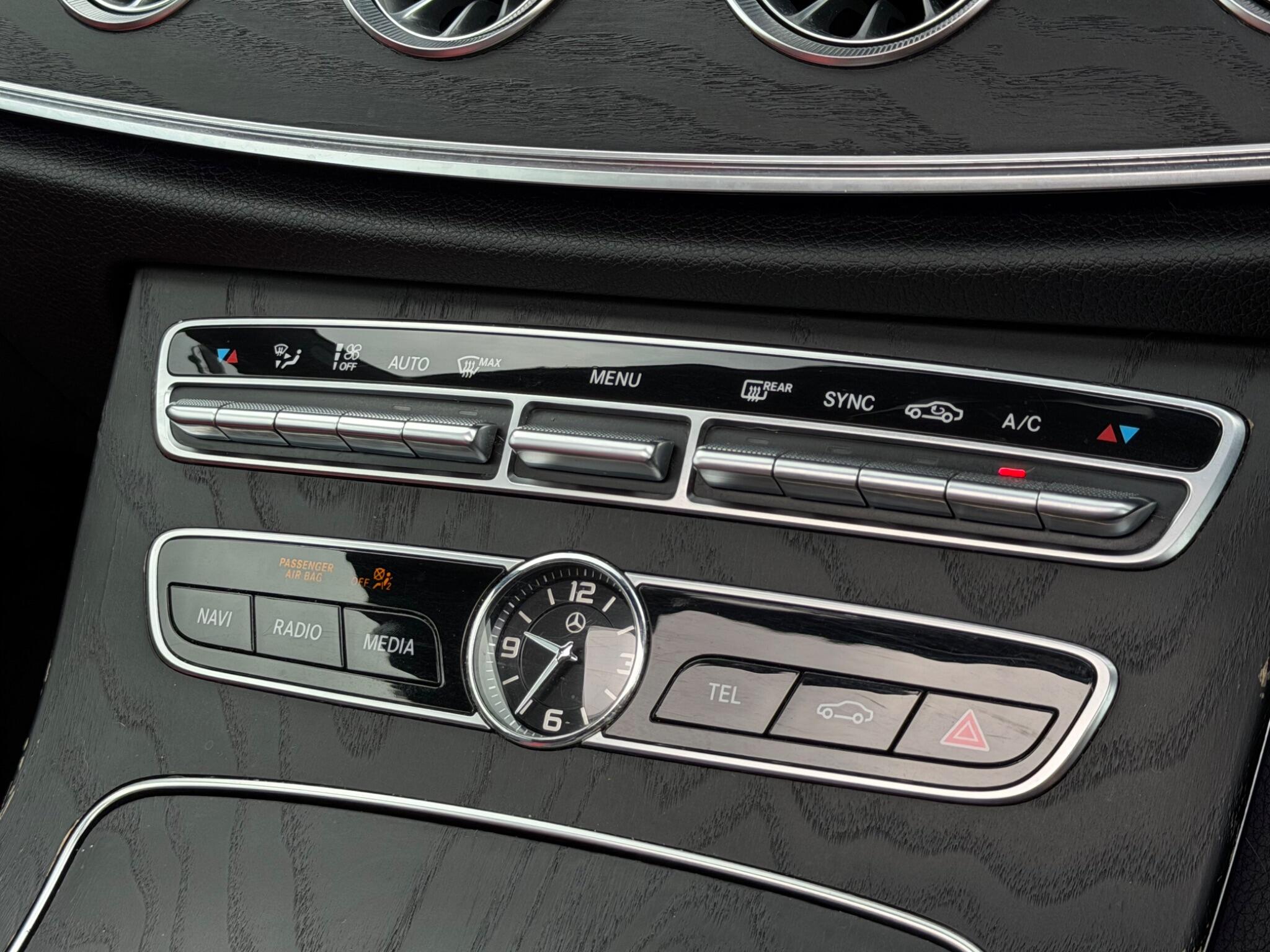 Mercedes-Benz E-Class view 41