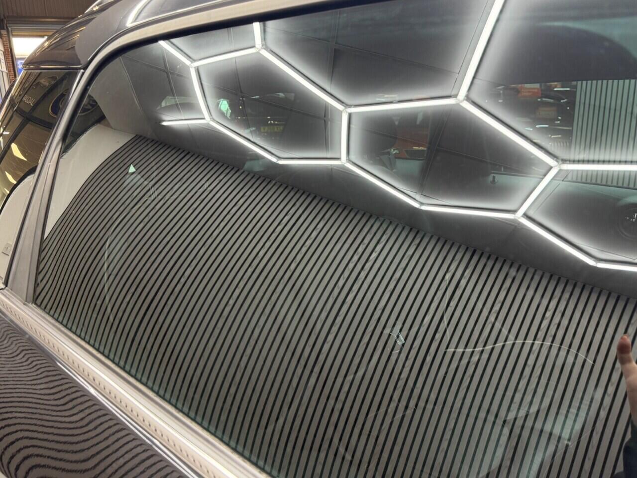 Mini Countryman view 26