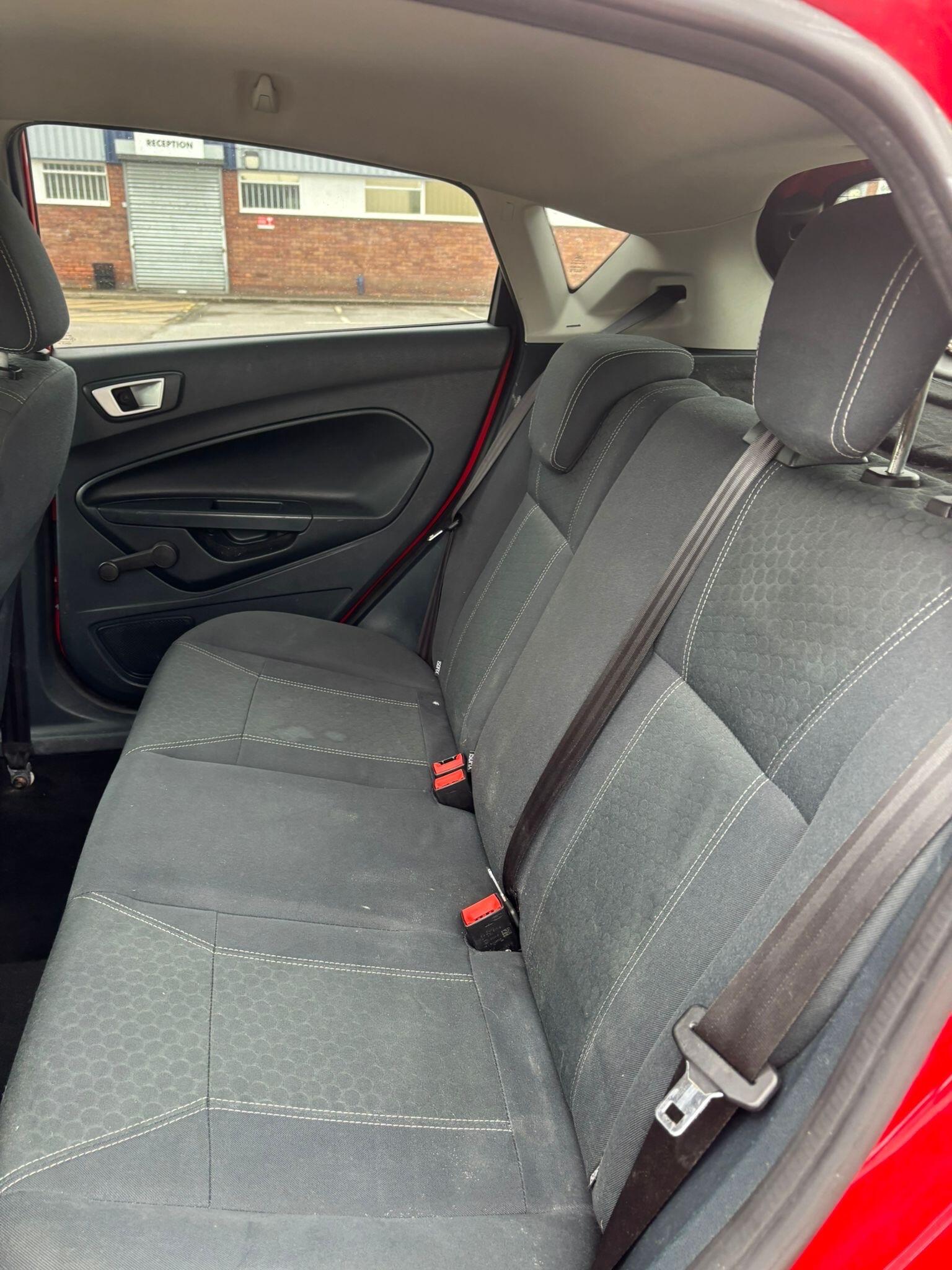 Ford Fiesta view 27