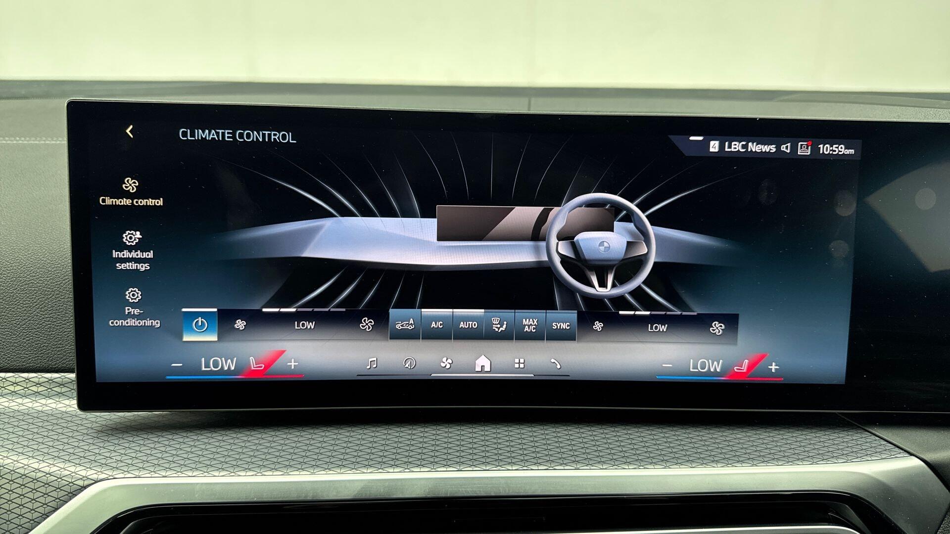 BMW i4 view 26