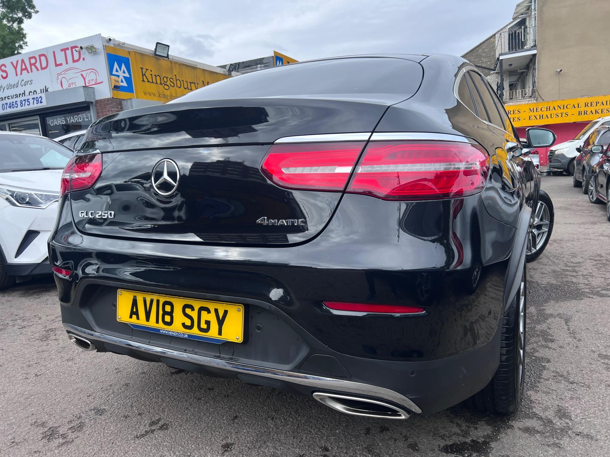 Mercedes-Benz GLC view 14