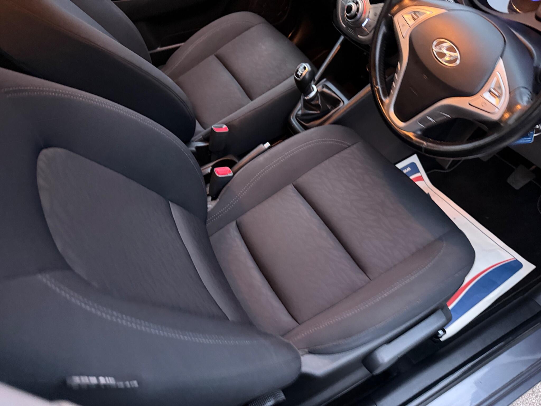 Hyundai Ix20 view 56