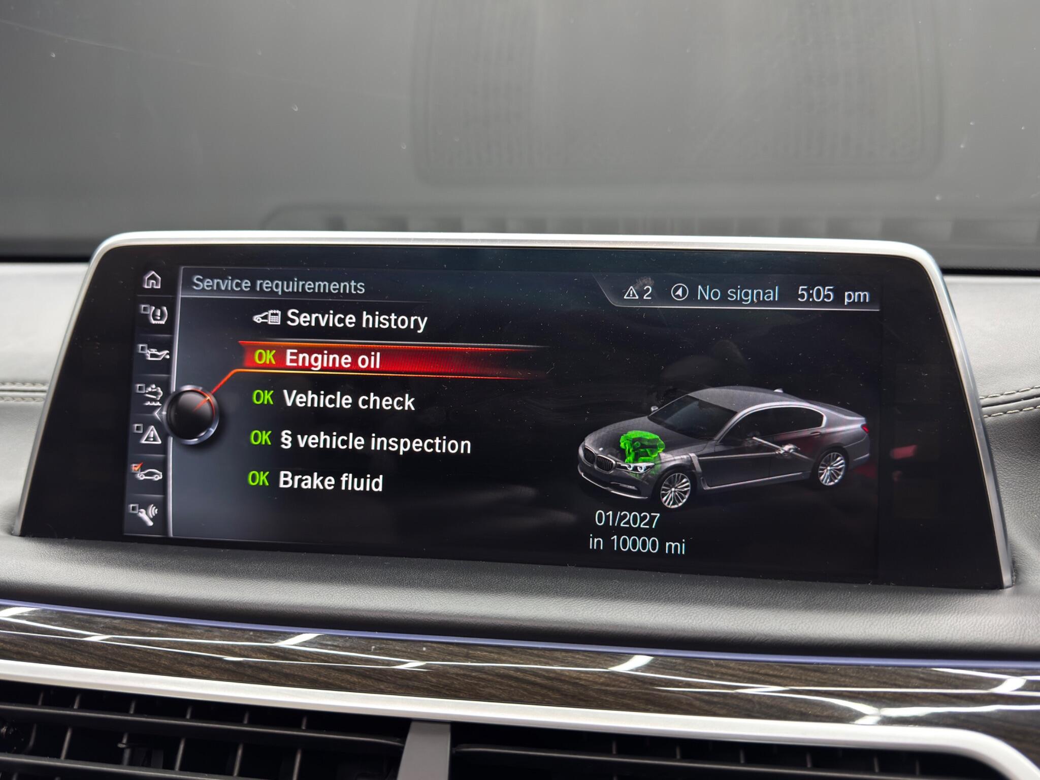 BMW 7 Series view 39