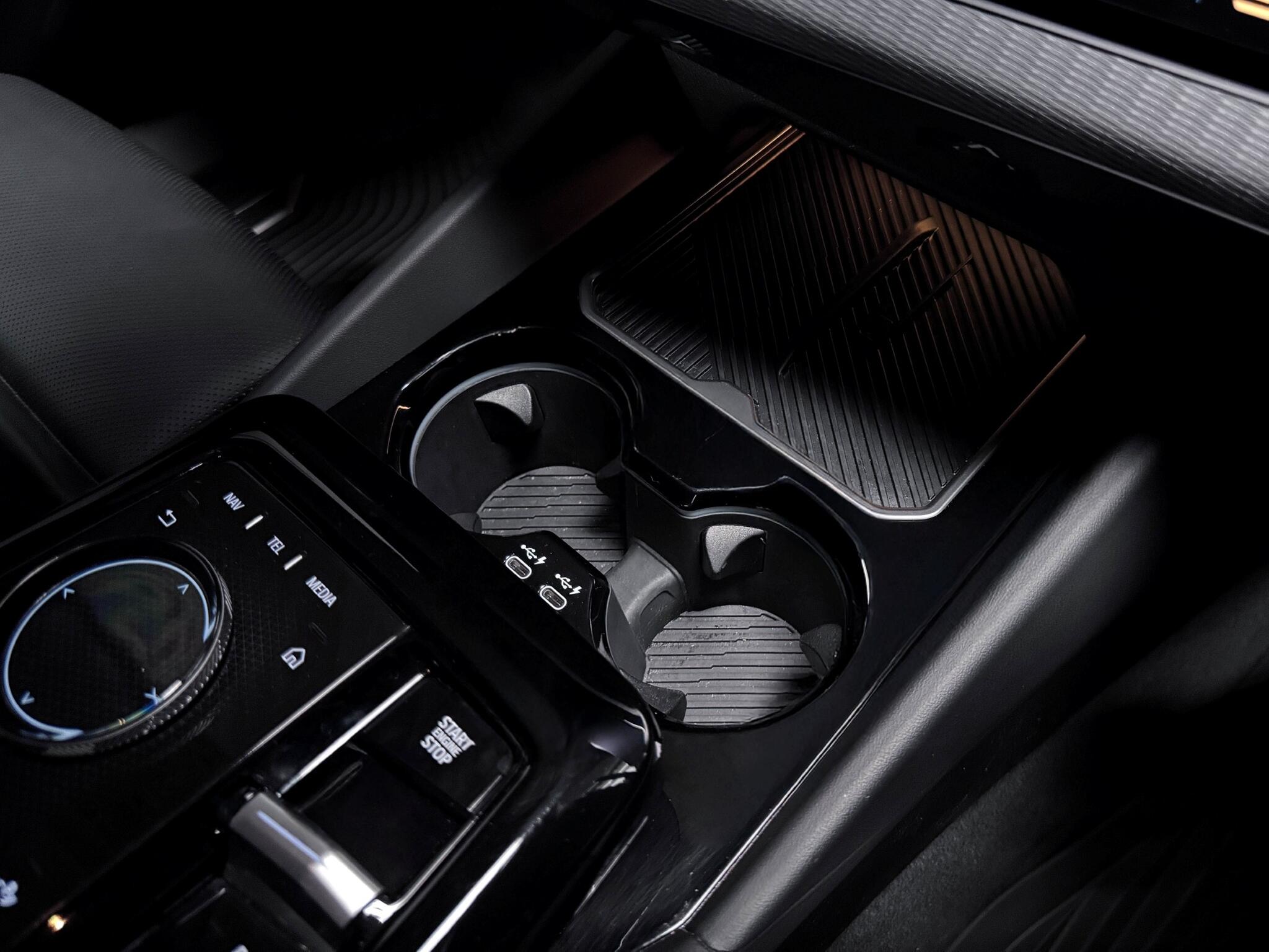 BMW 5 Series view 31