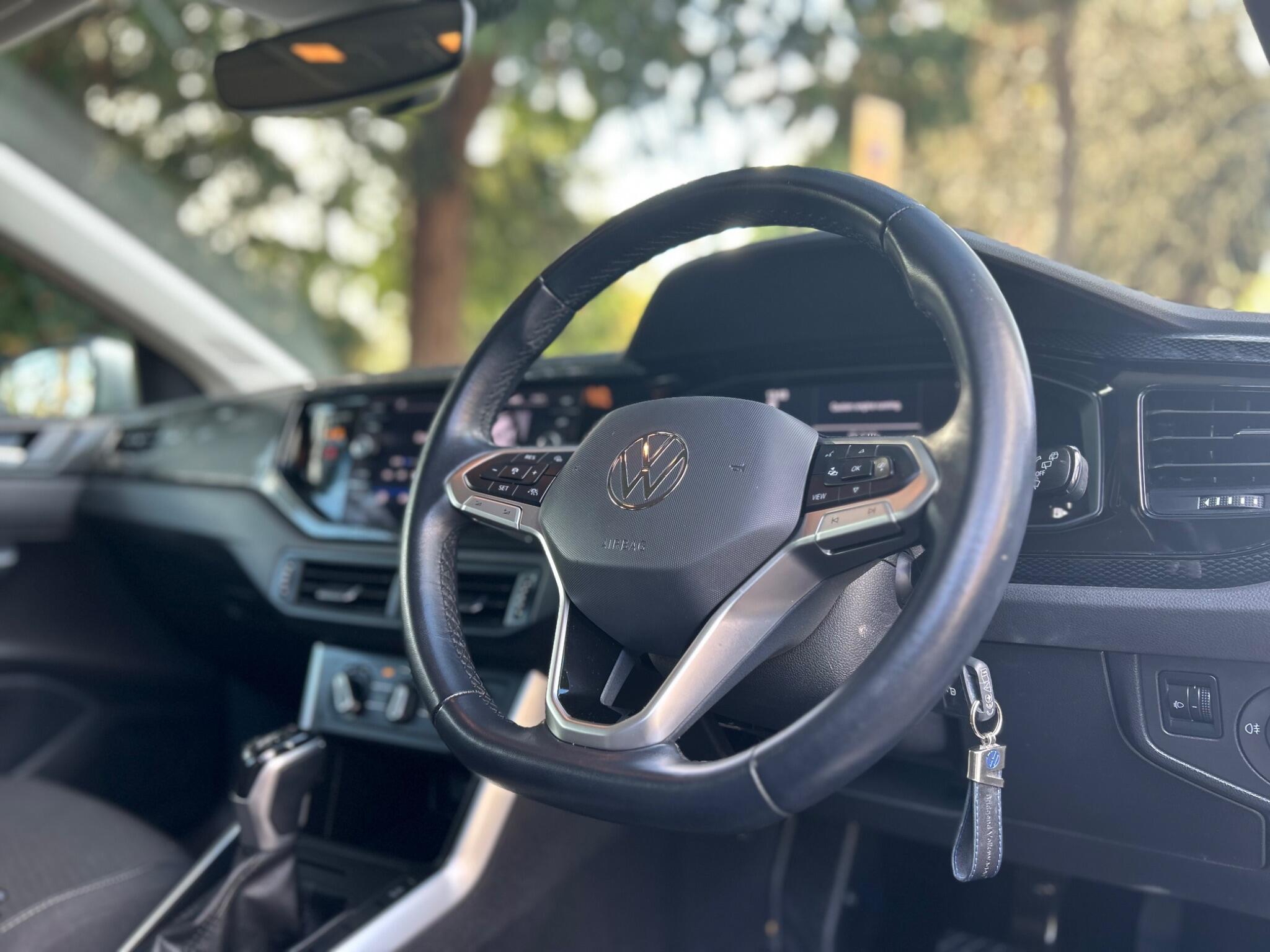 Volkswagen Polo view 25