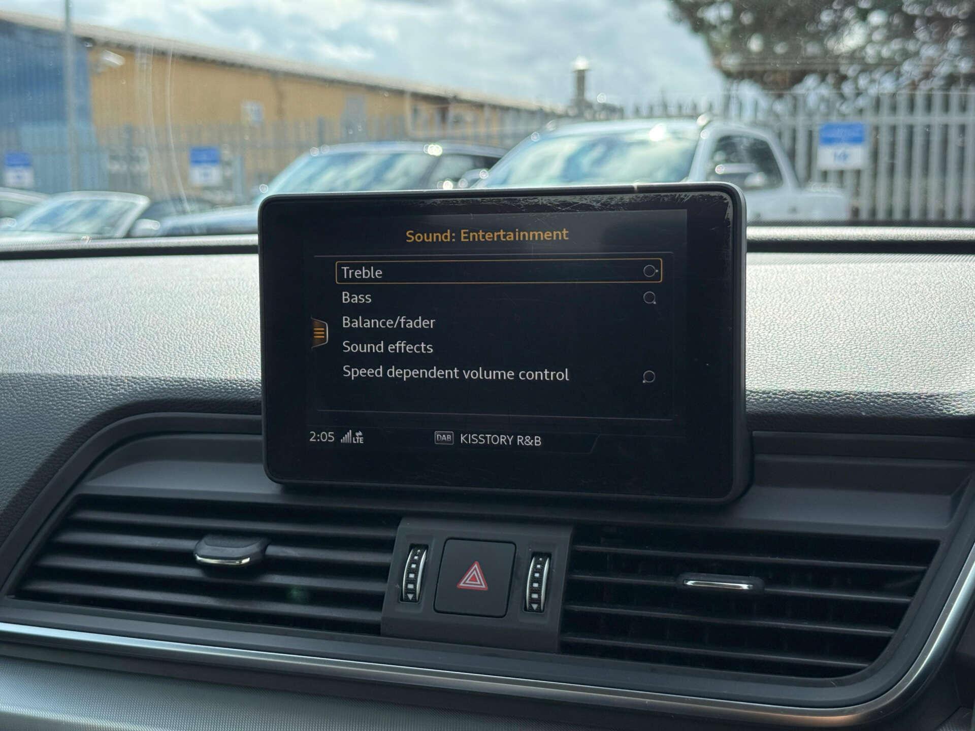 Audi Q5 view 70