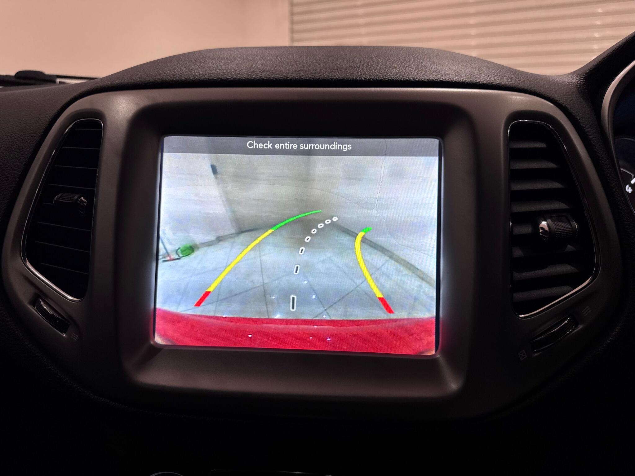 Jeep Compass view 18