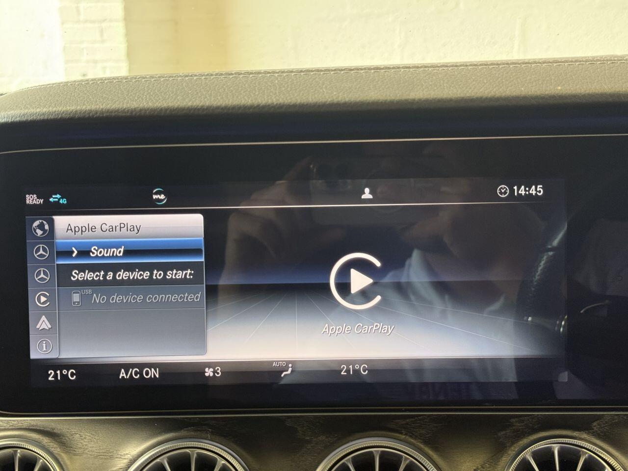 Mercedes-Benz E Class view 52