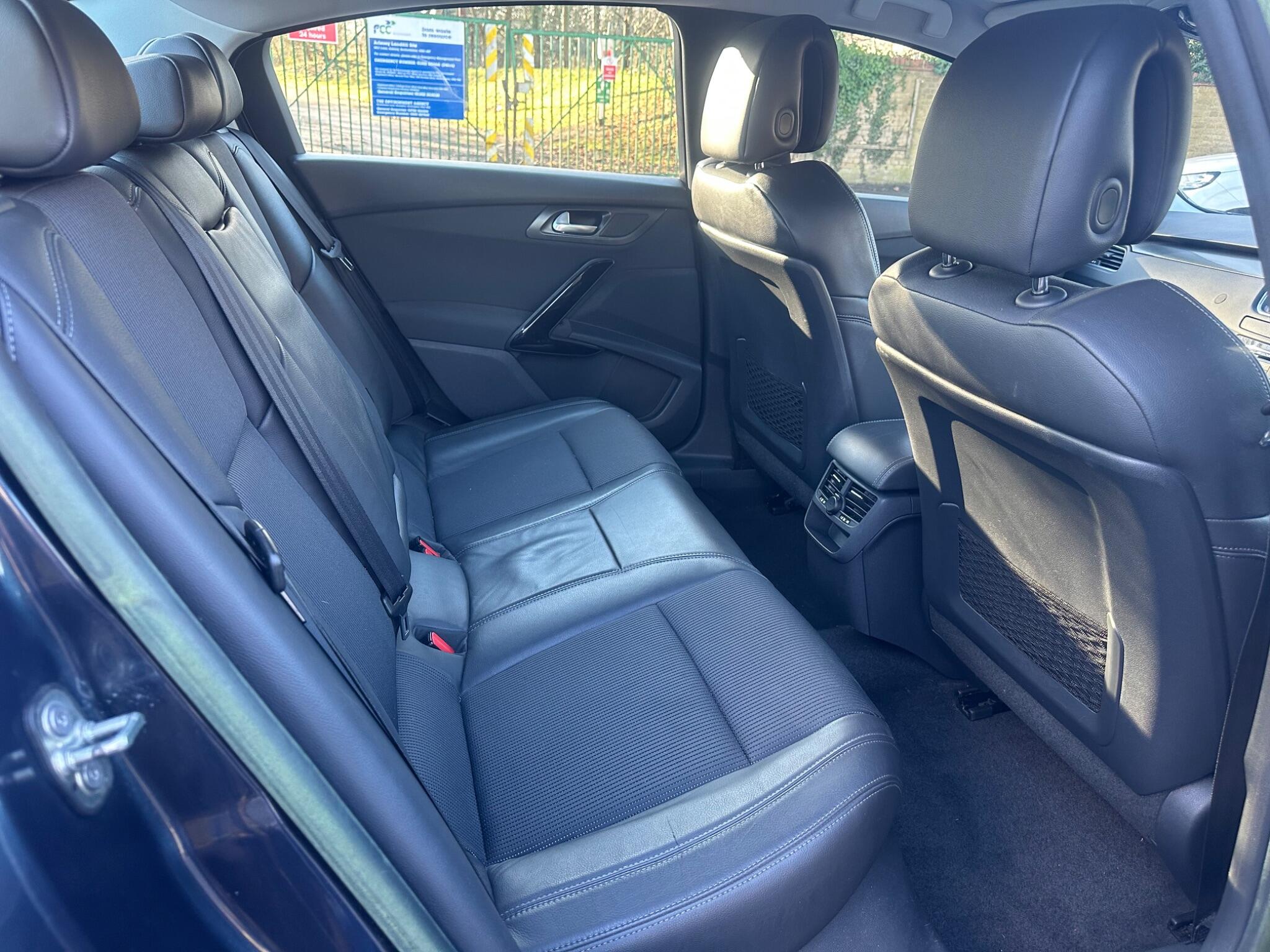 2012 Peugeot 508 image 16