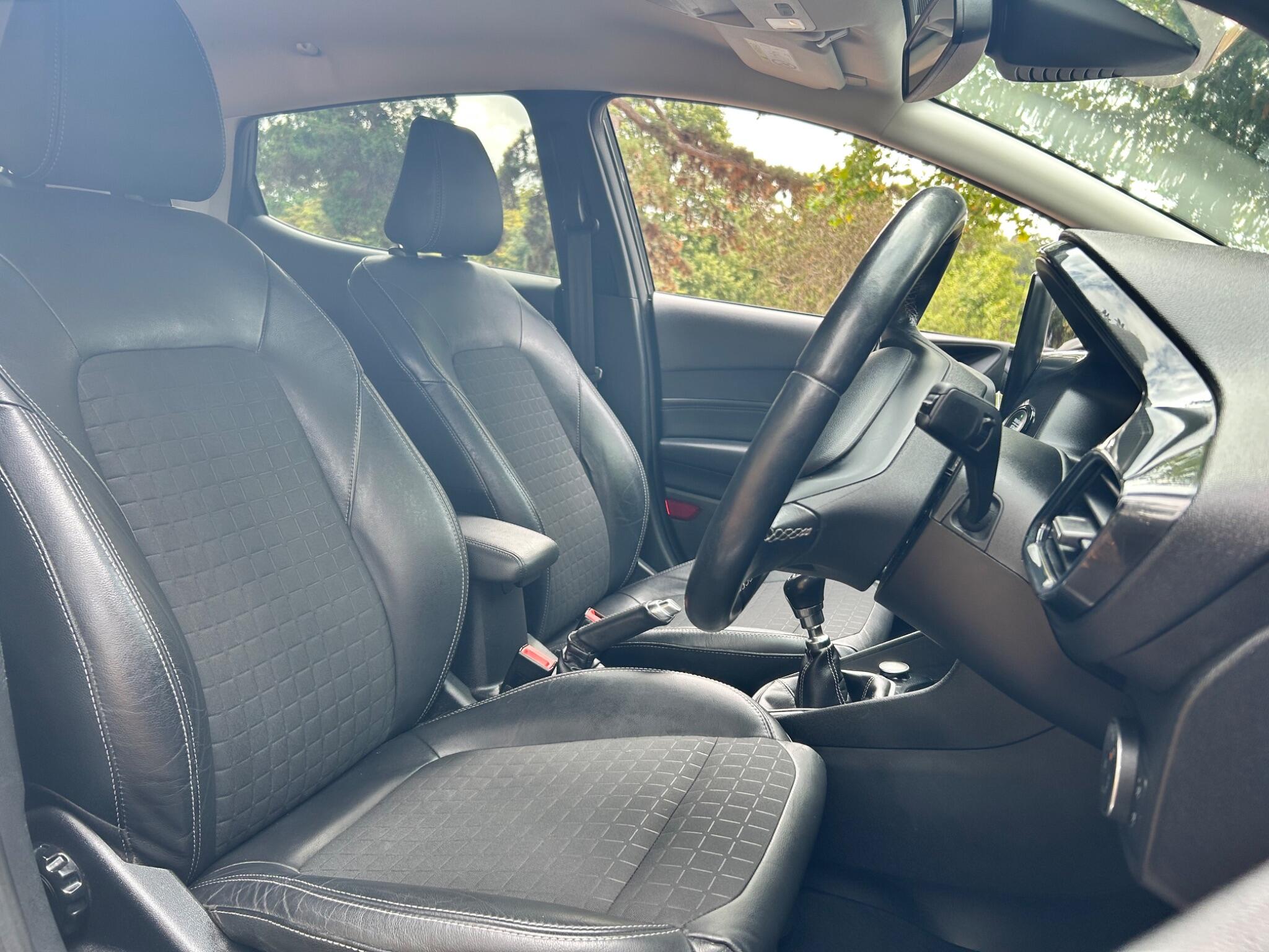 Ford Fiesta view 4