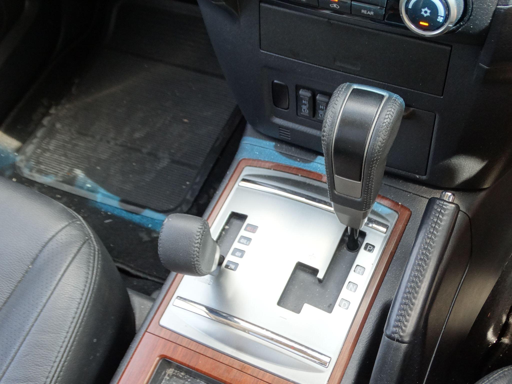 Mitsubishi Shogun view 22