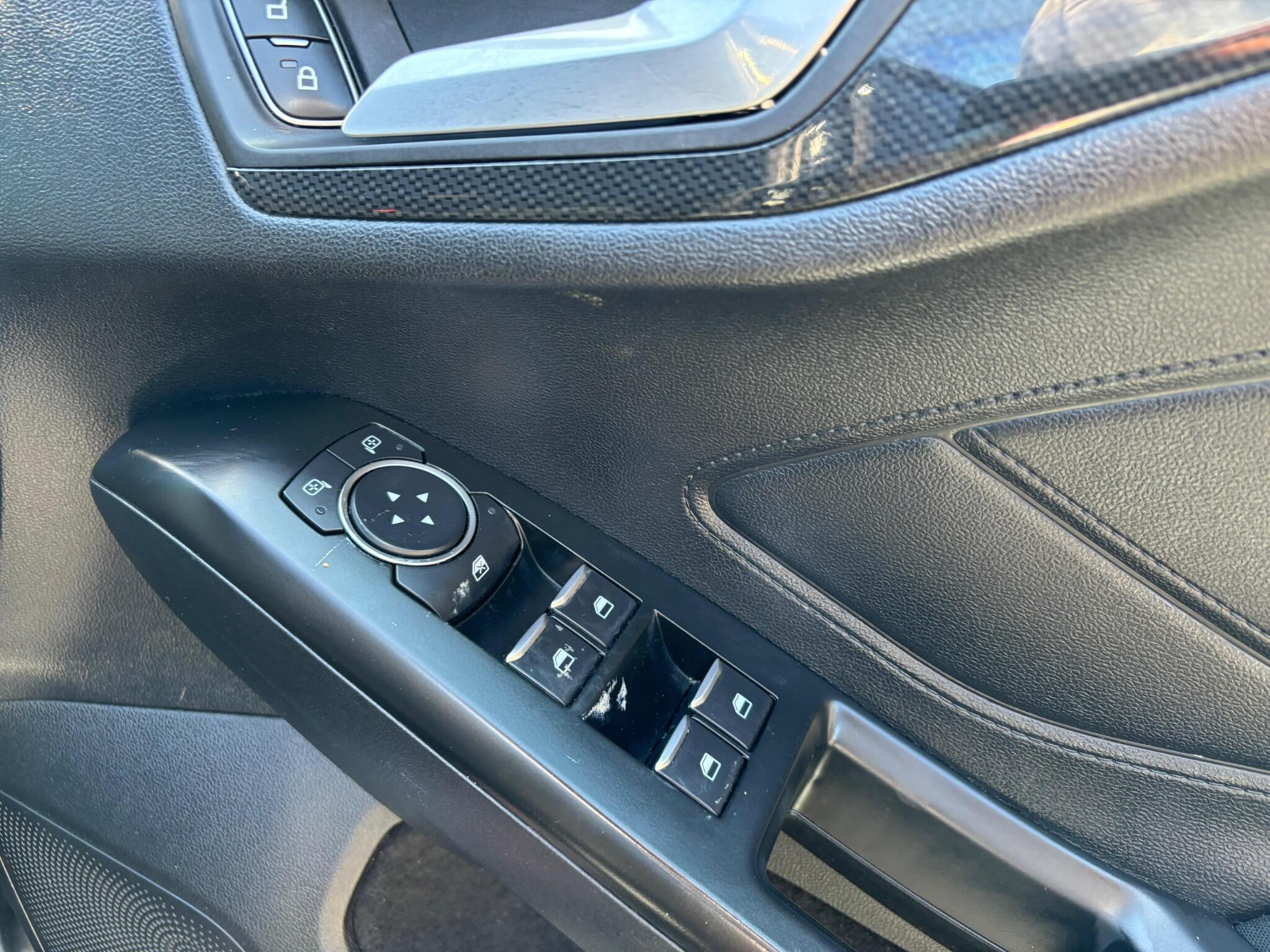 Ford Focus view 17