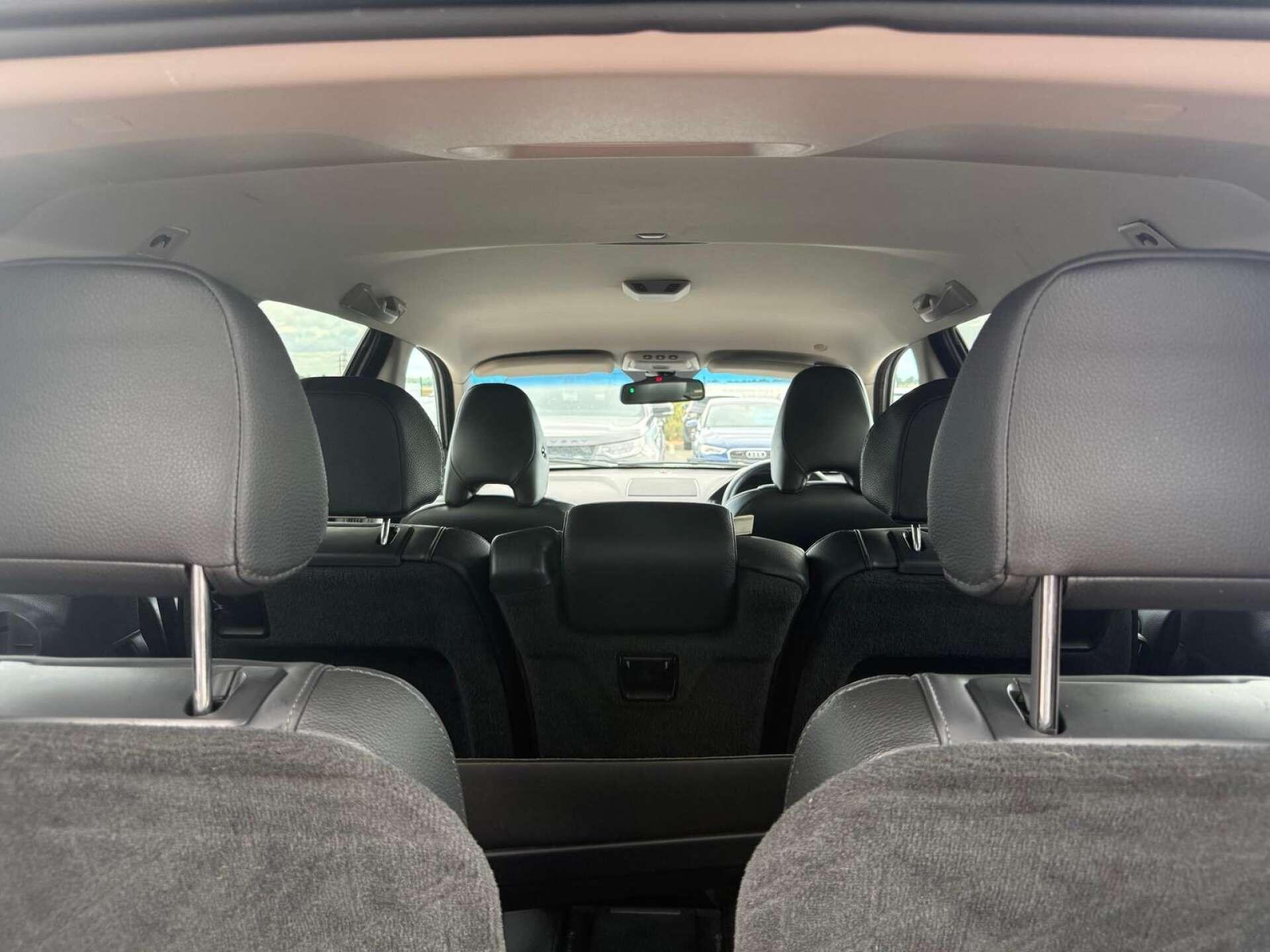 Volvo XC90 view 38